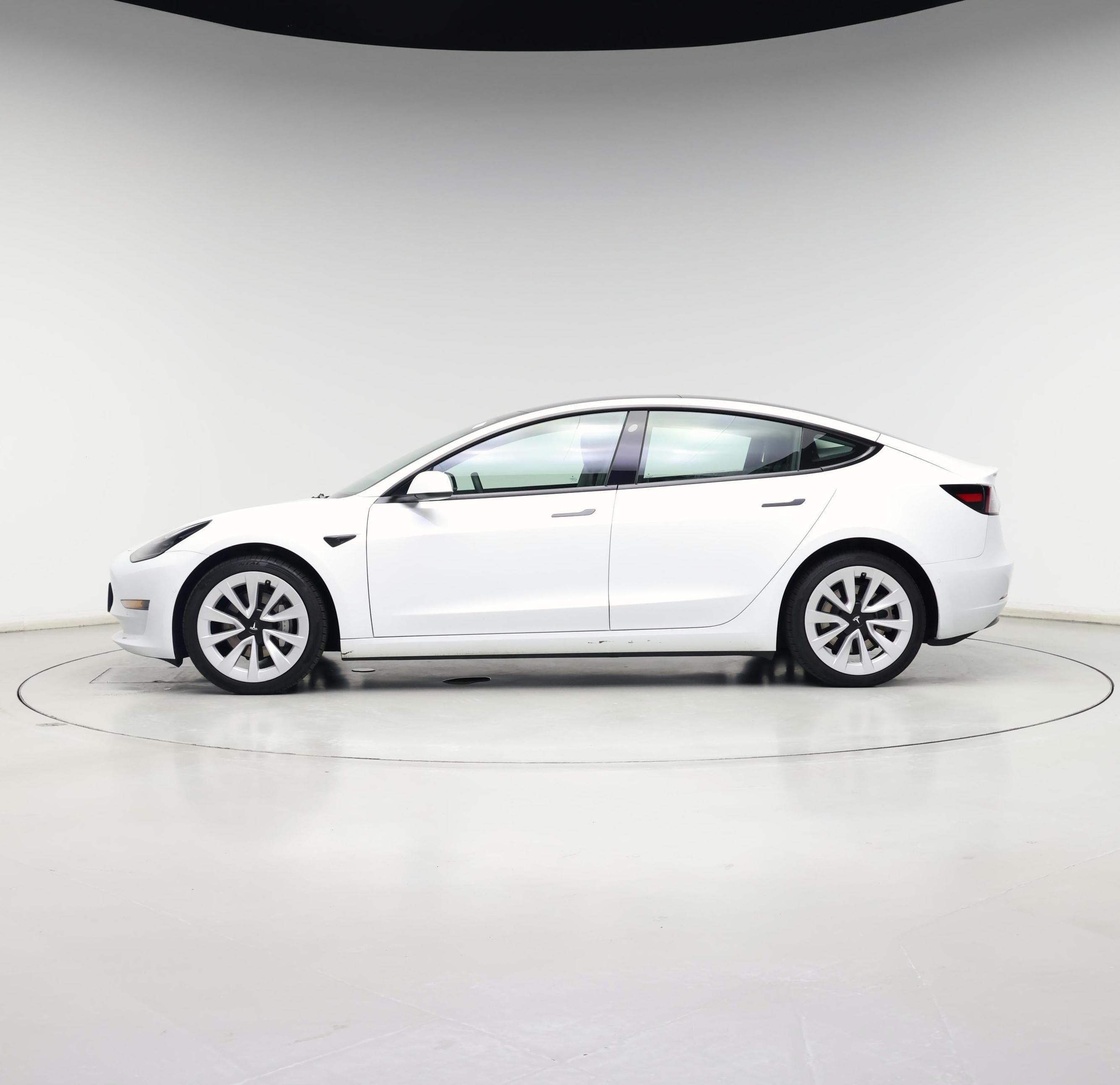 Thumbnail: 2022 Tesla Model 3 - 3