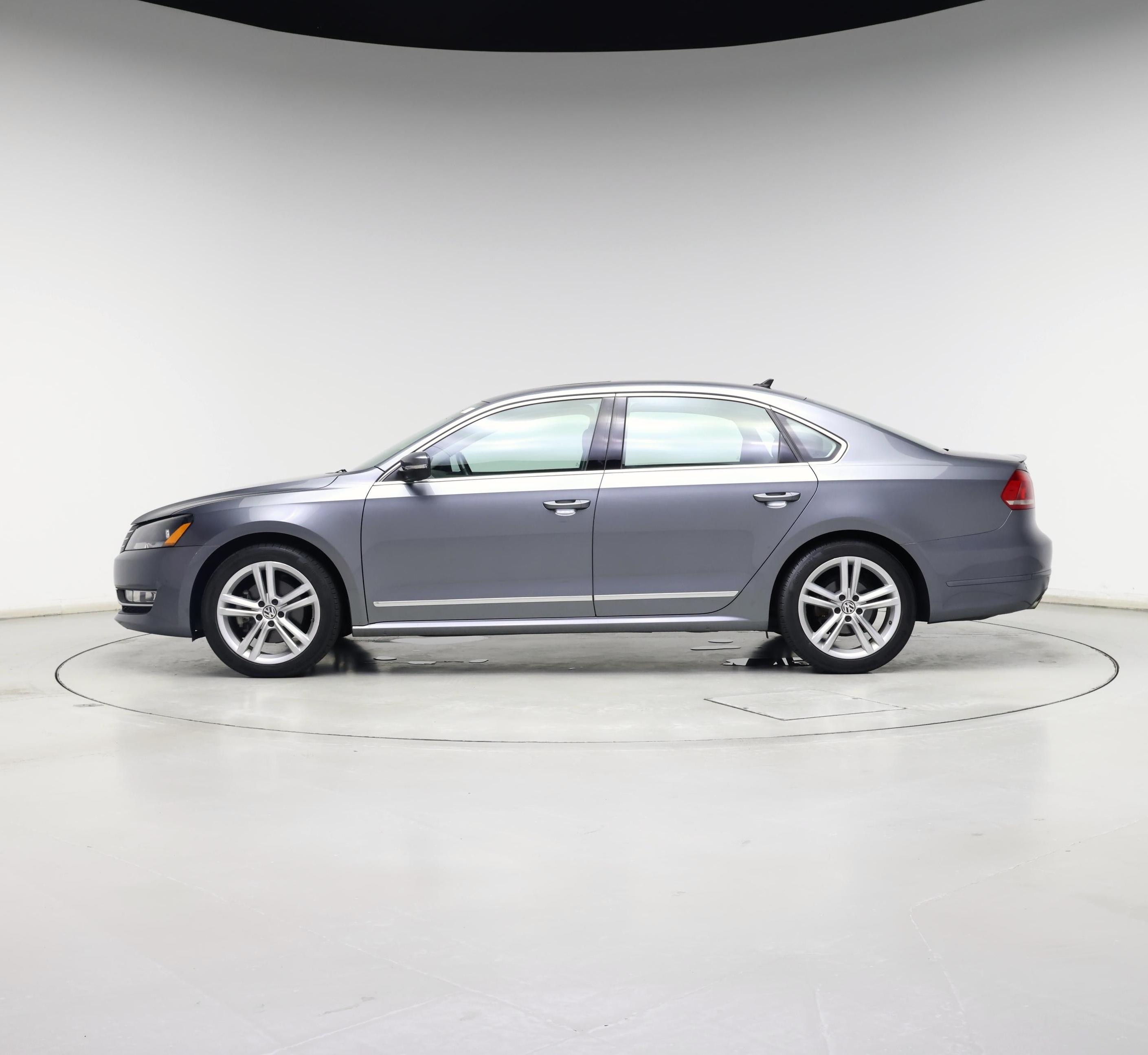 Thumbnail: 2015 Volkswagen Passat - 3