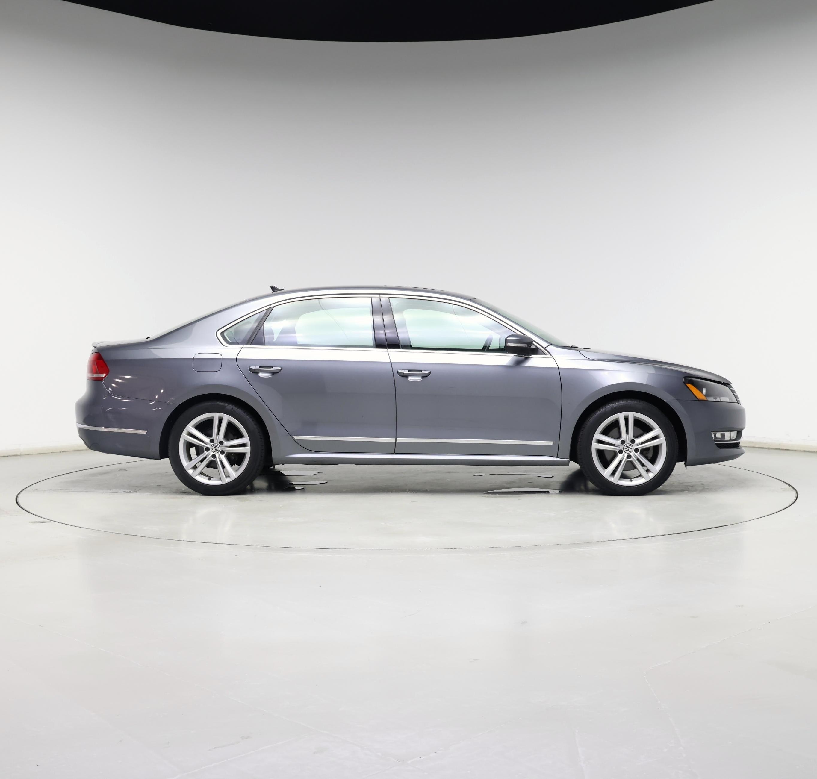 Thumbnail: 2015 Volkswagen Passat - 7
