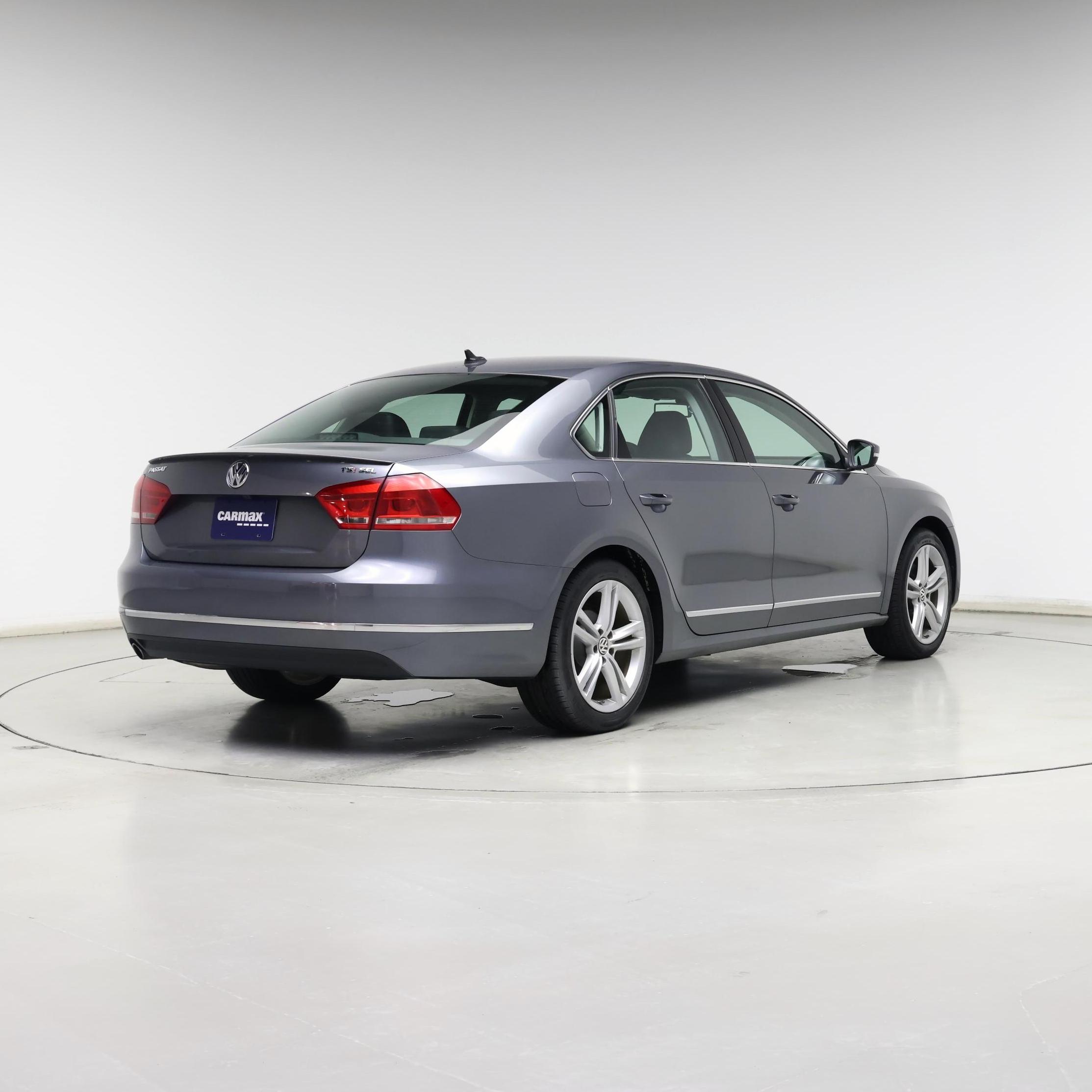 Thumbnail: 2015 Volkswagen Passat - 8