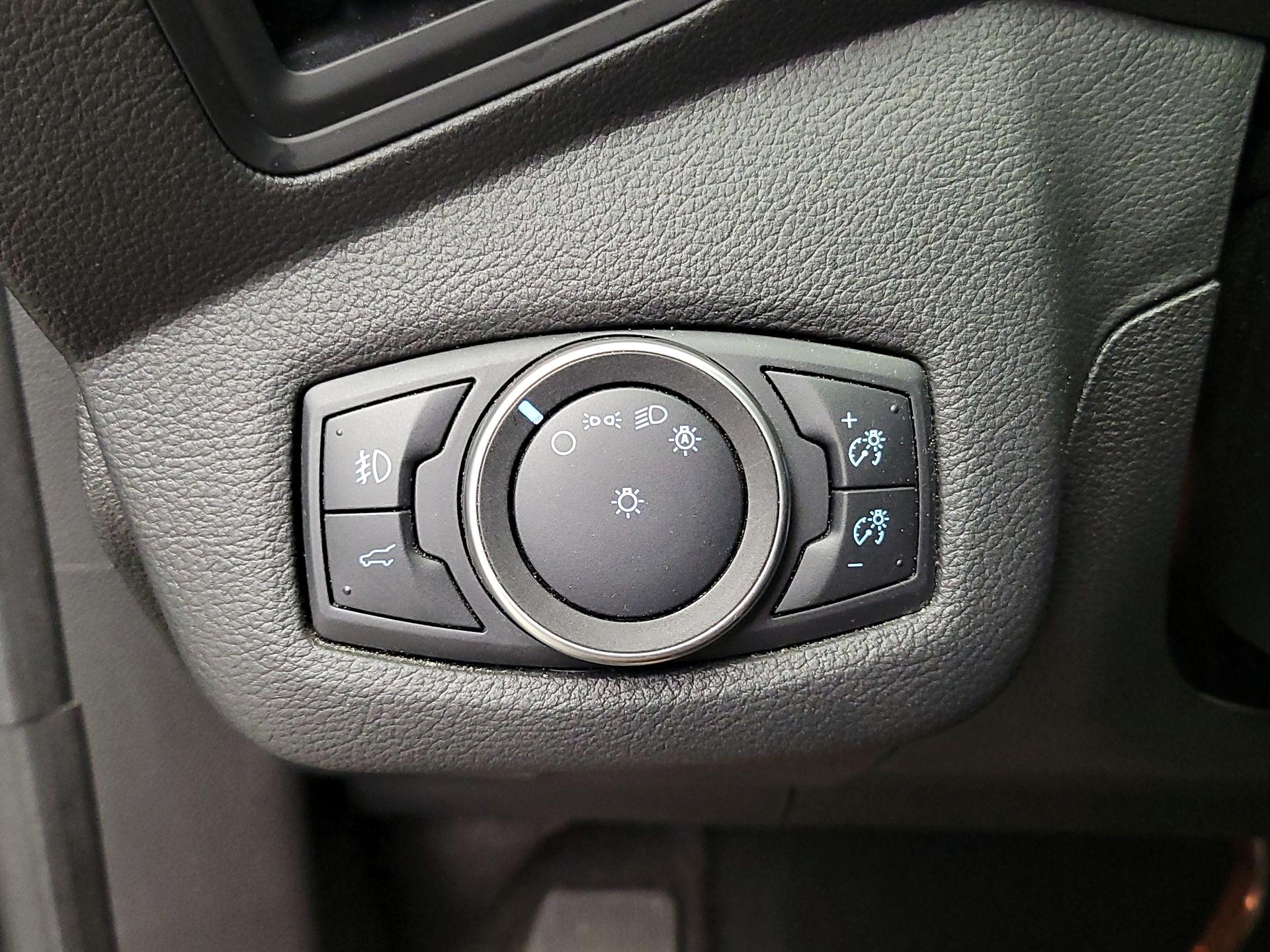 Thumbnail: 2018 Ford Escape - 13