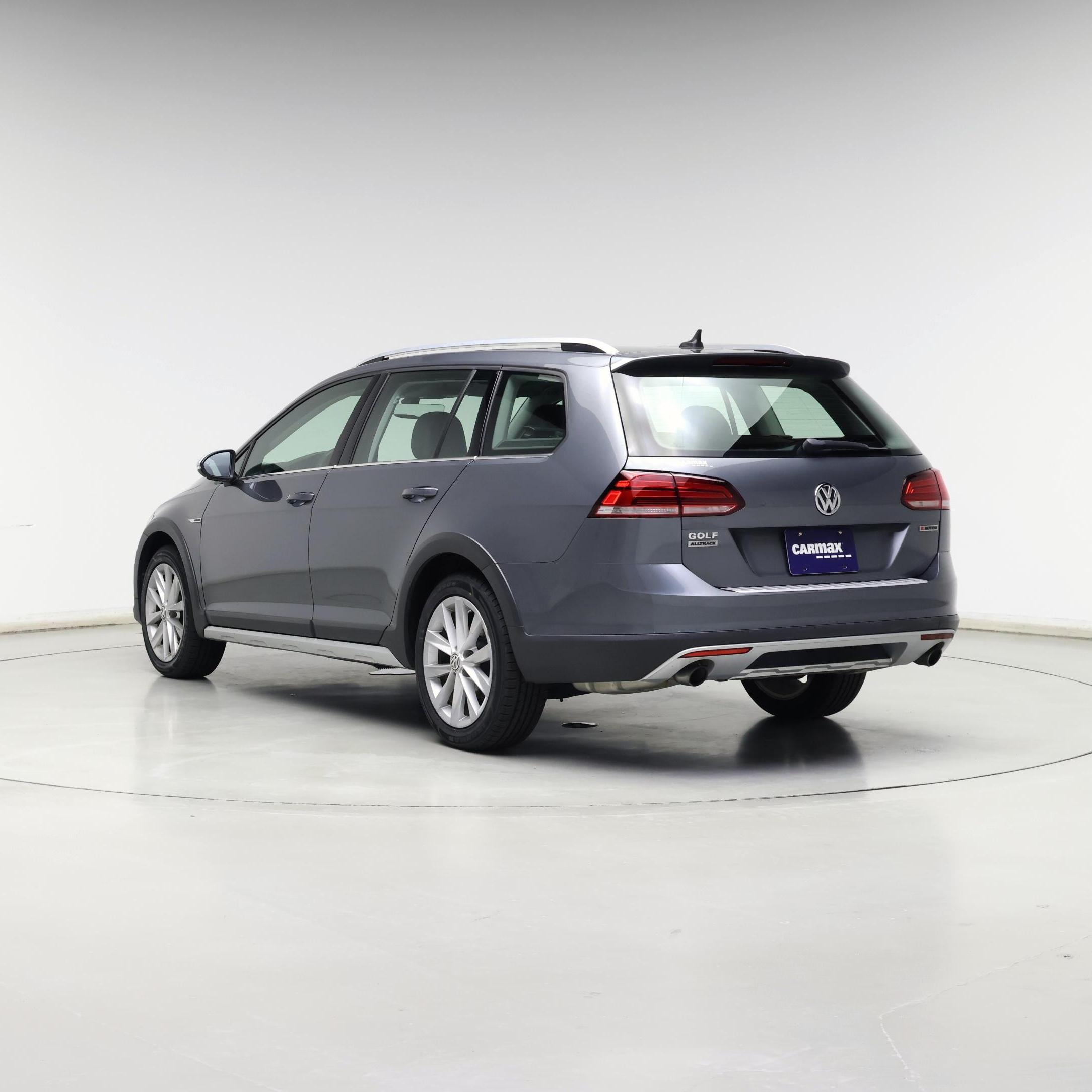Thumbnail: 2019 Volkswagen Golf - 2