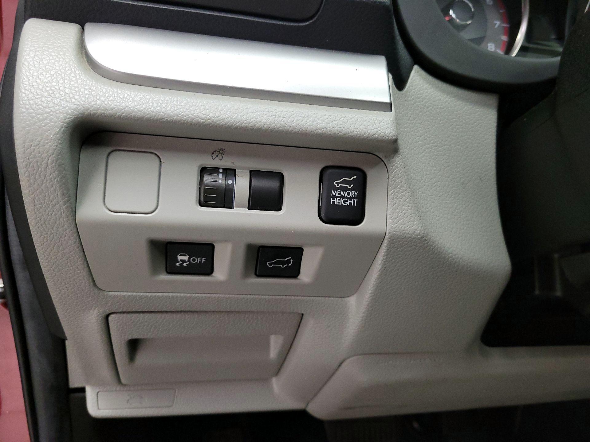 Thumbnail: 2015 Subaru Forester - 13