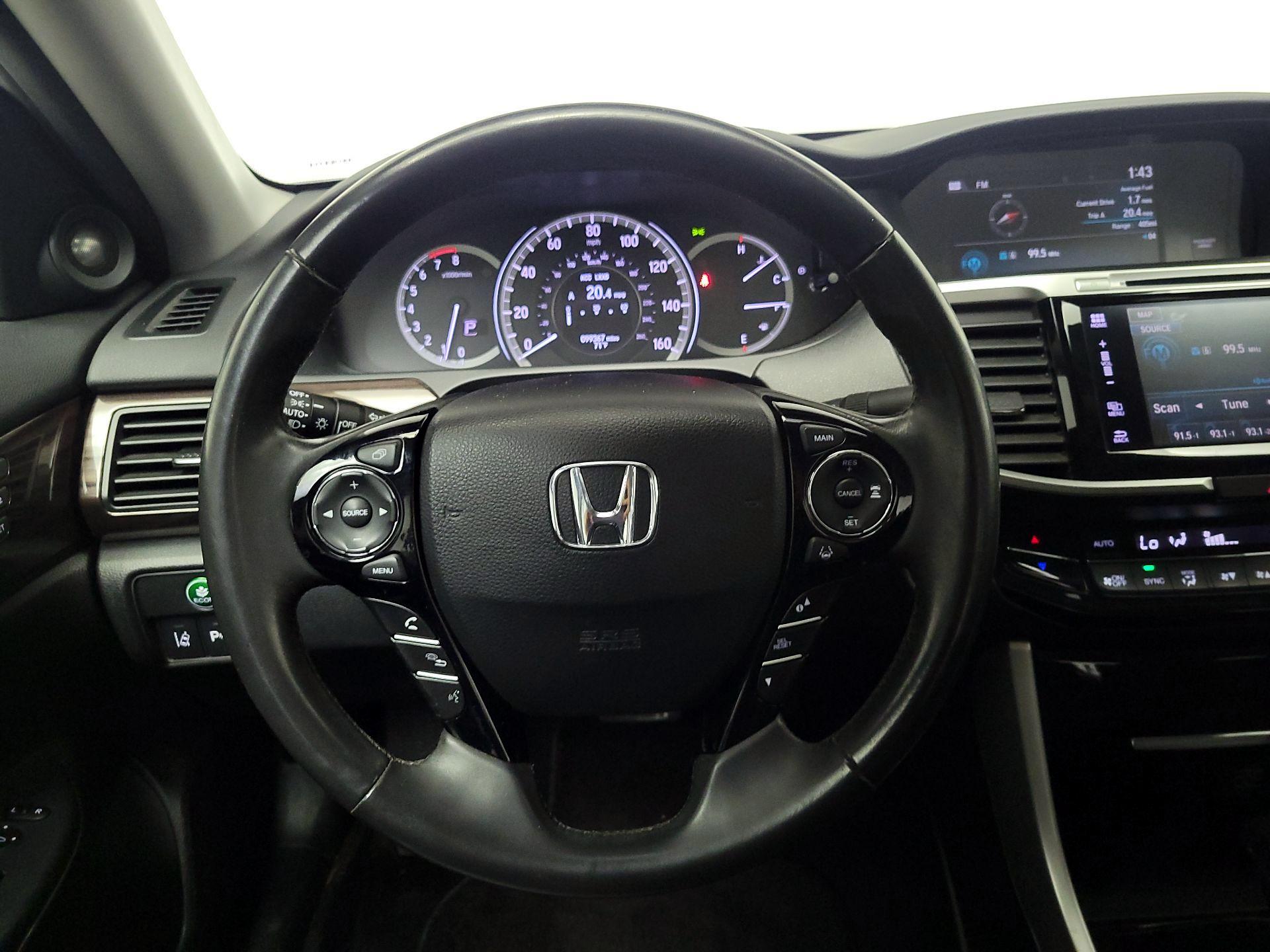 Thumbnail: 2016 Honda Accord - 10