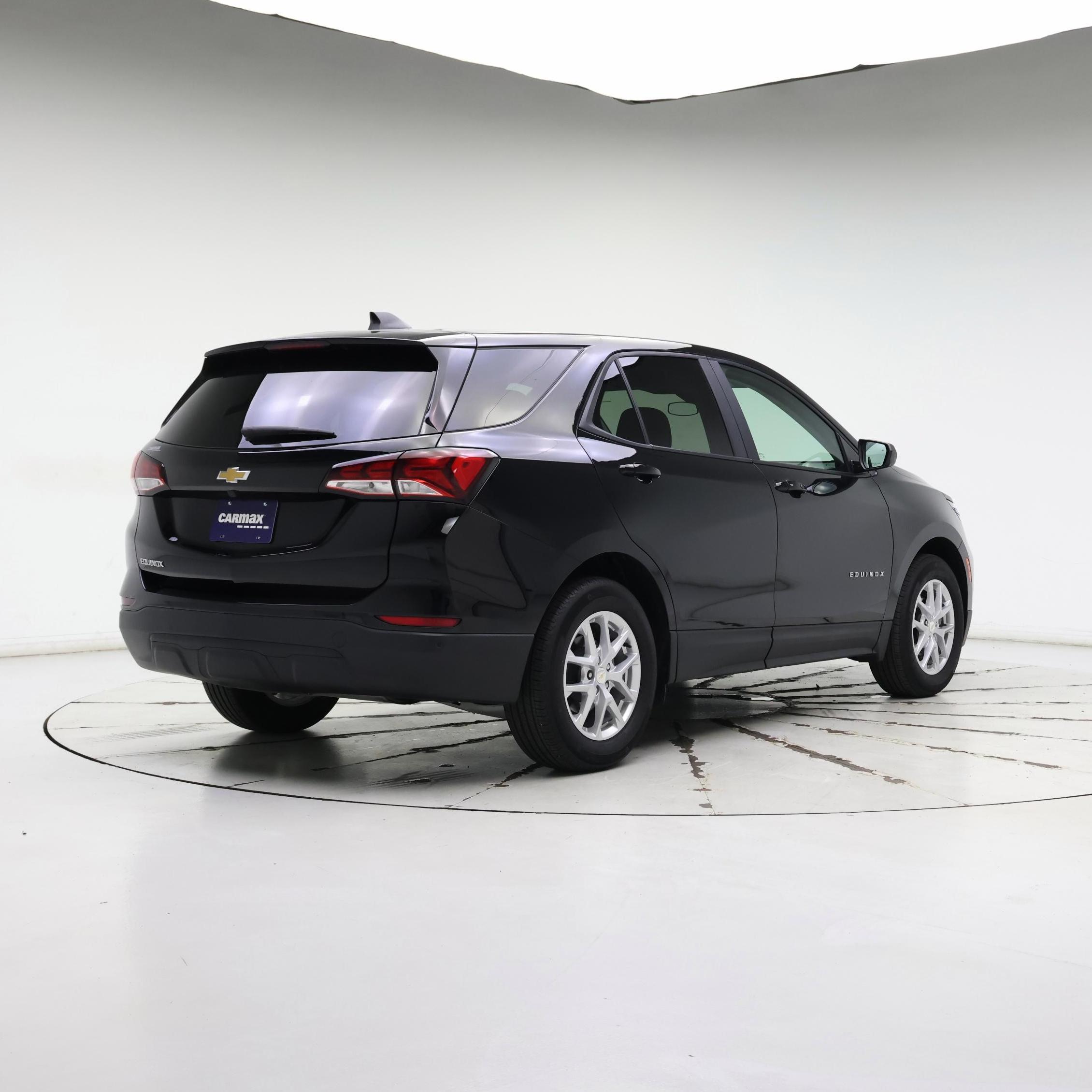 Thumbnail: 2023 Chevrolet Equinox - 8