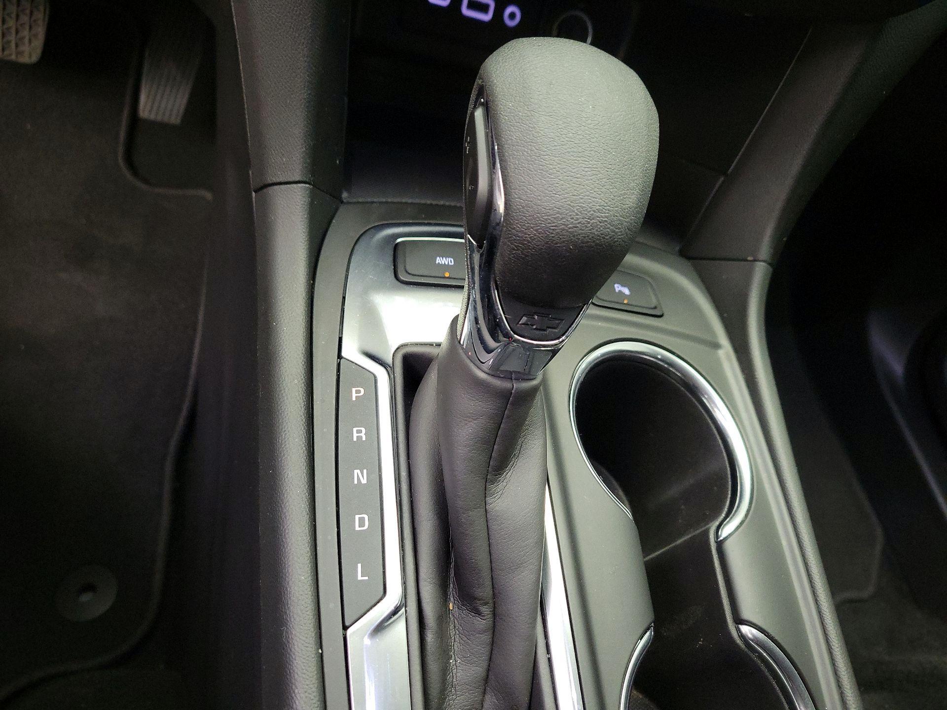 Thumbnail: 2023 Chevrolet Equinox - 16
