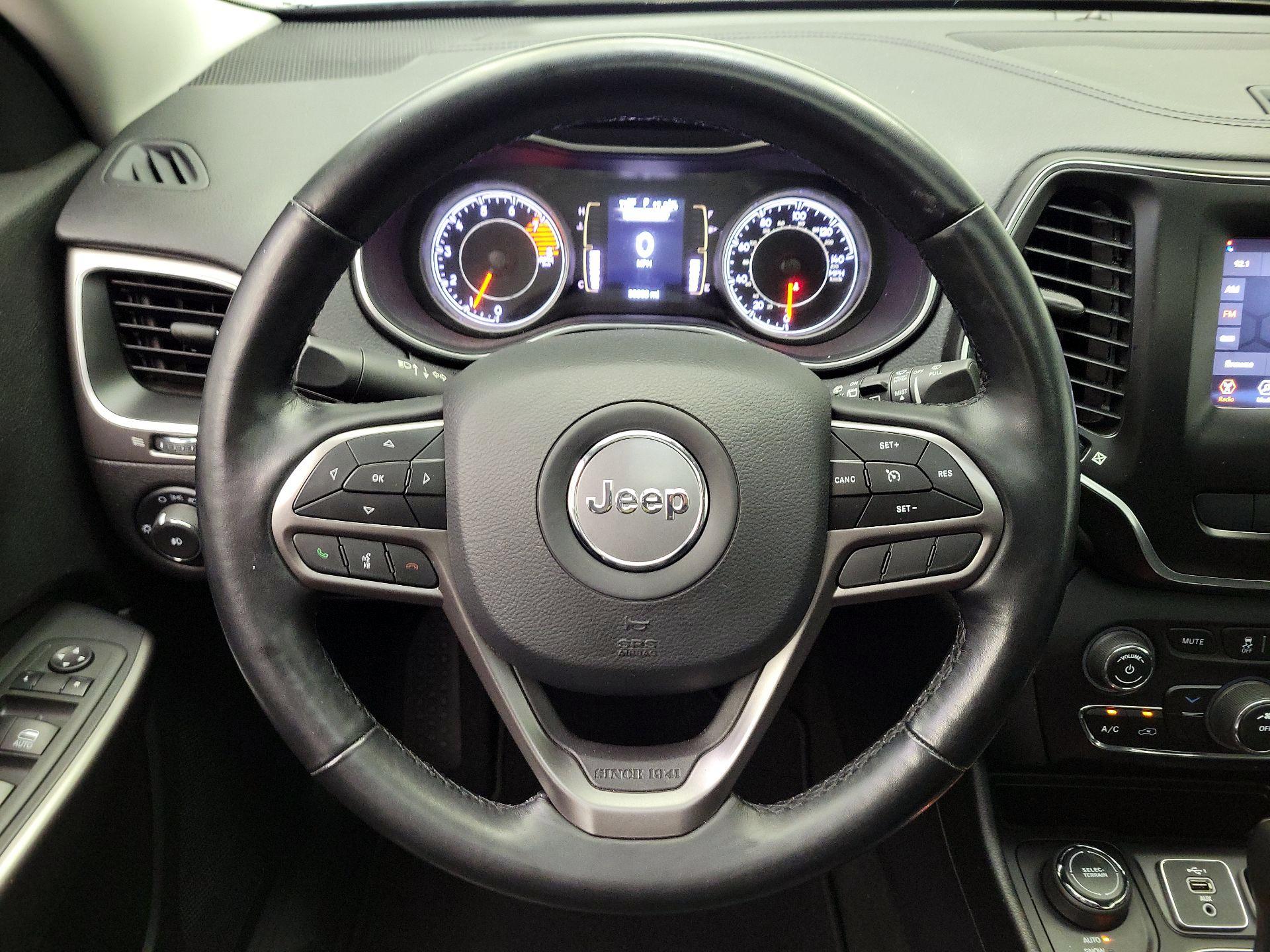 Thumbnail: 2021 Jeep Cherokee - 10