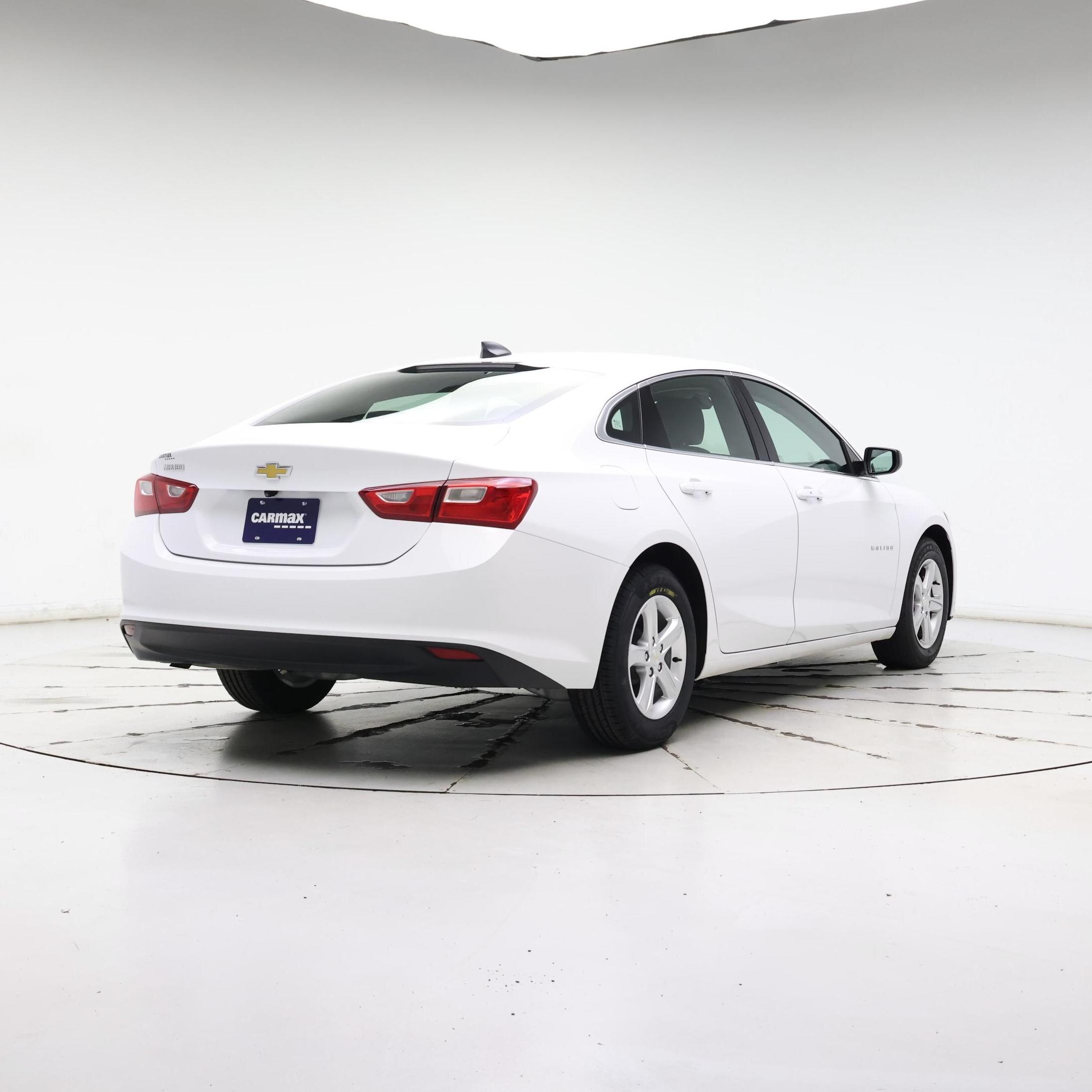 Thumbnail: 2023 Chevrolet Malibu - 8