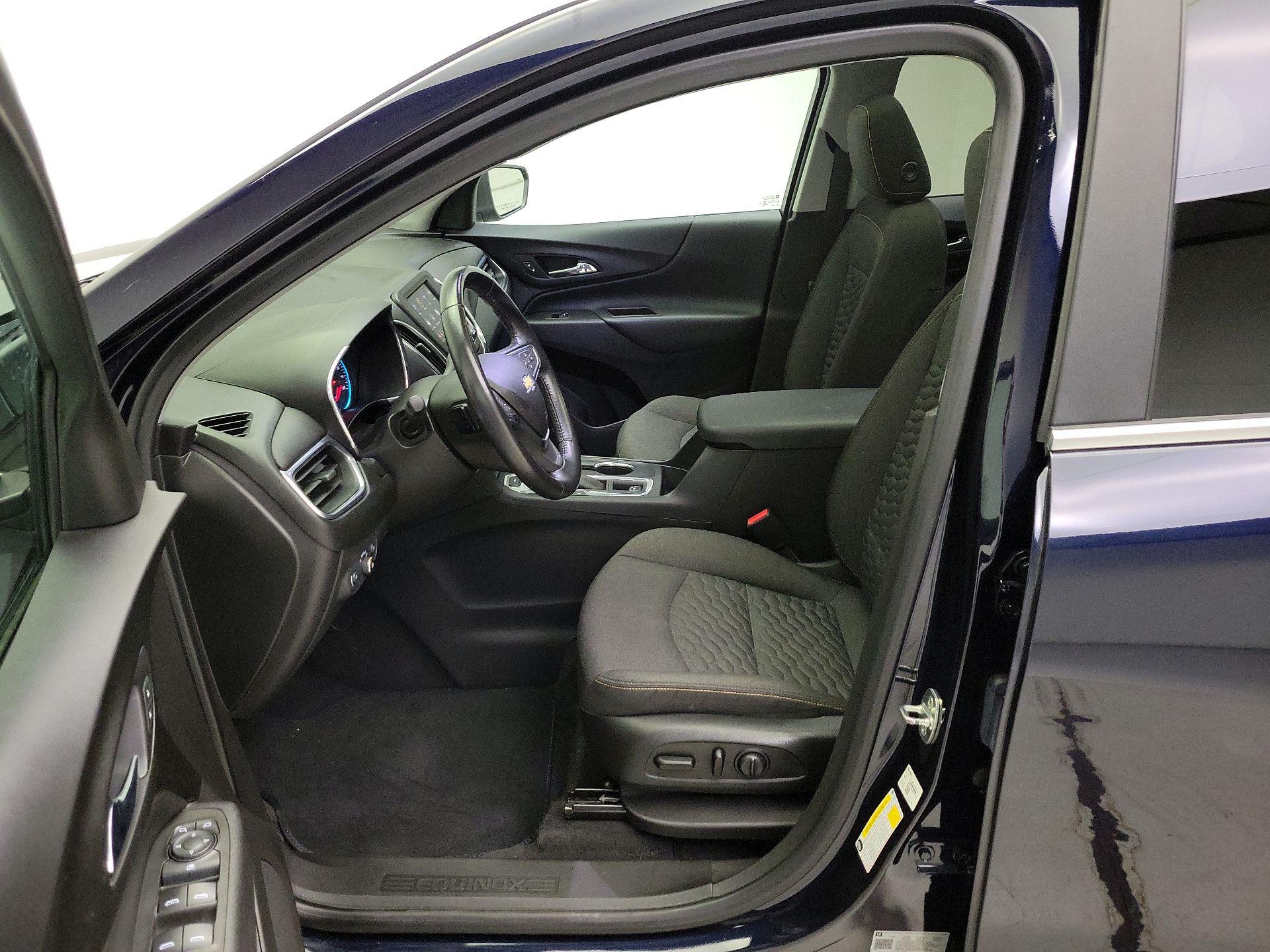 Thumbnail: 2021 Chevrolet Equinox - 11