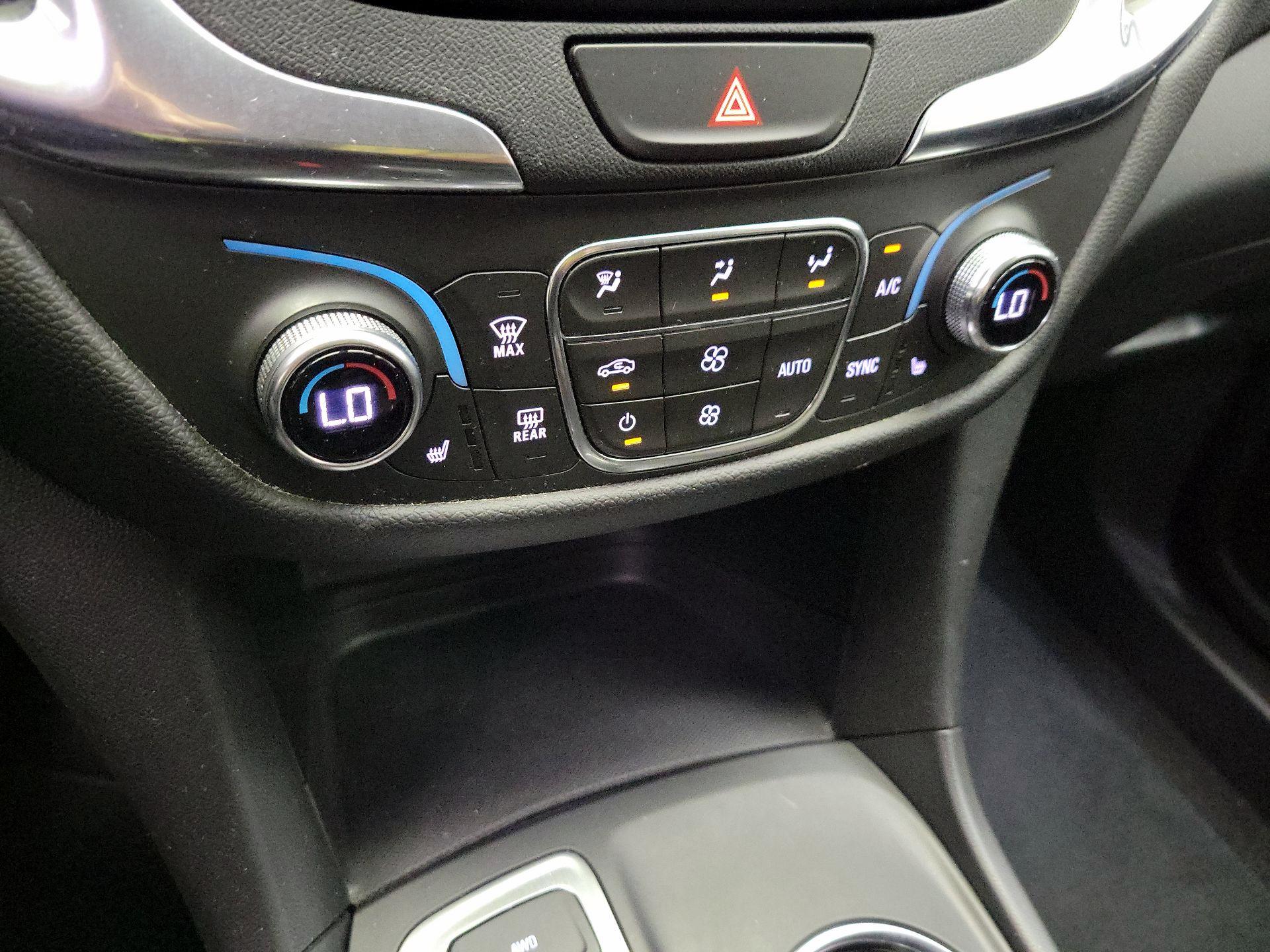 Thumbnail: 2021 Chevrolet Equinox - 16