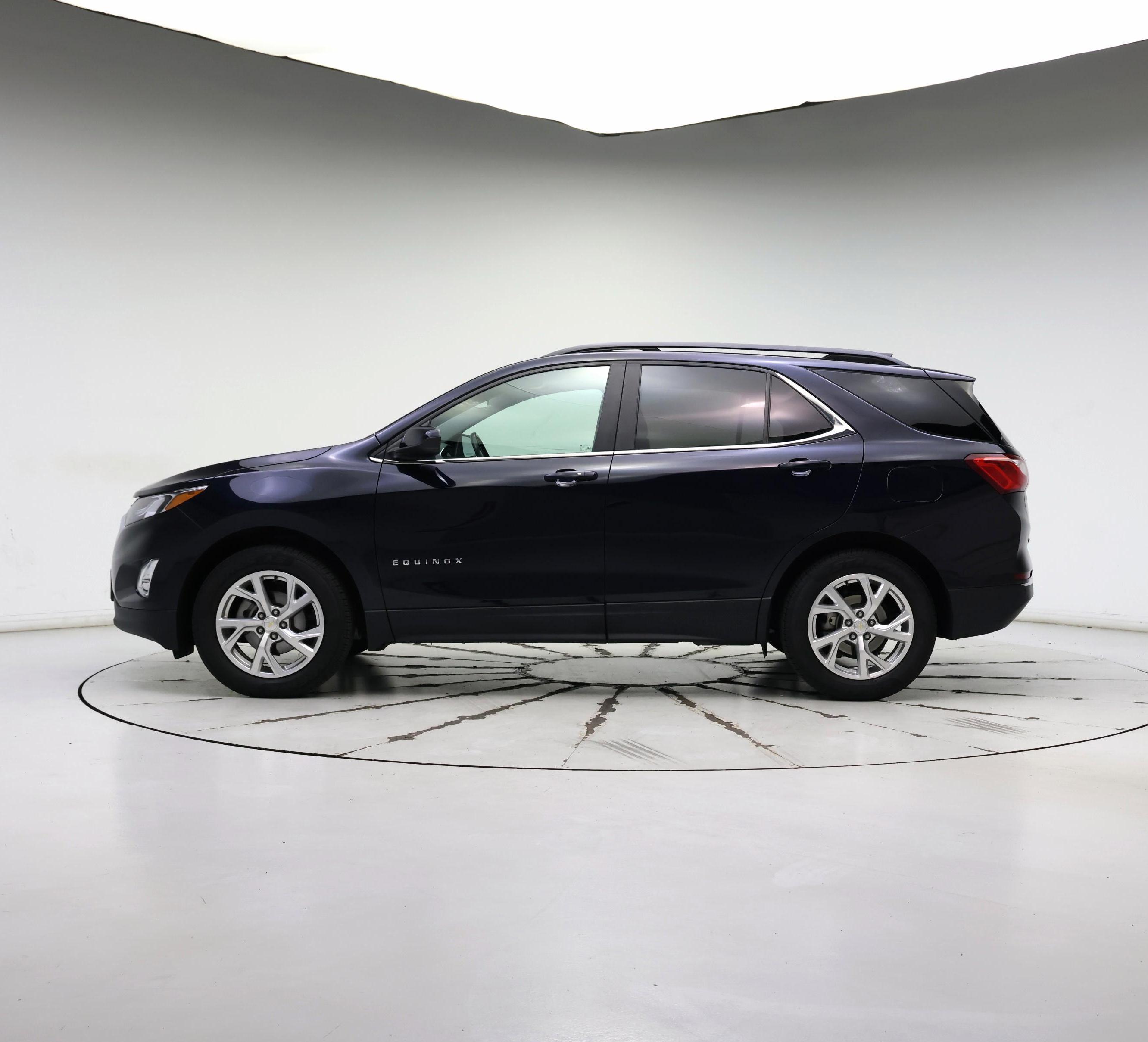 Thumbnail: 2021 Chevrolet Equinox - 3