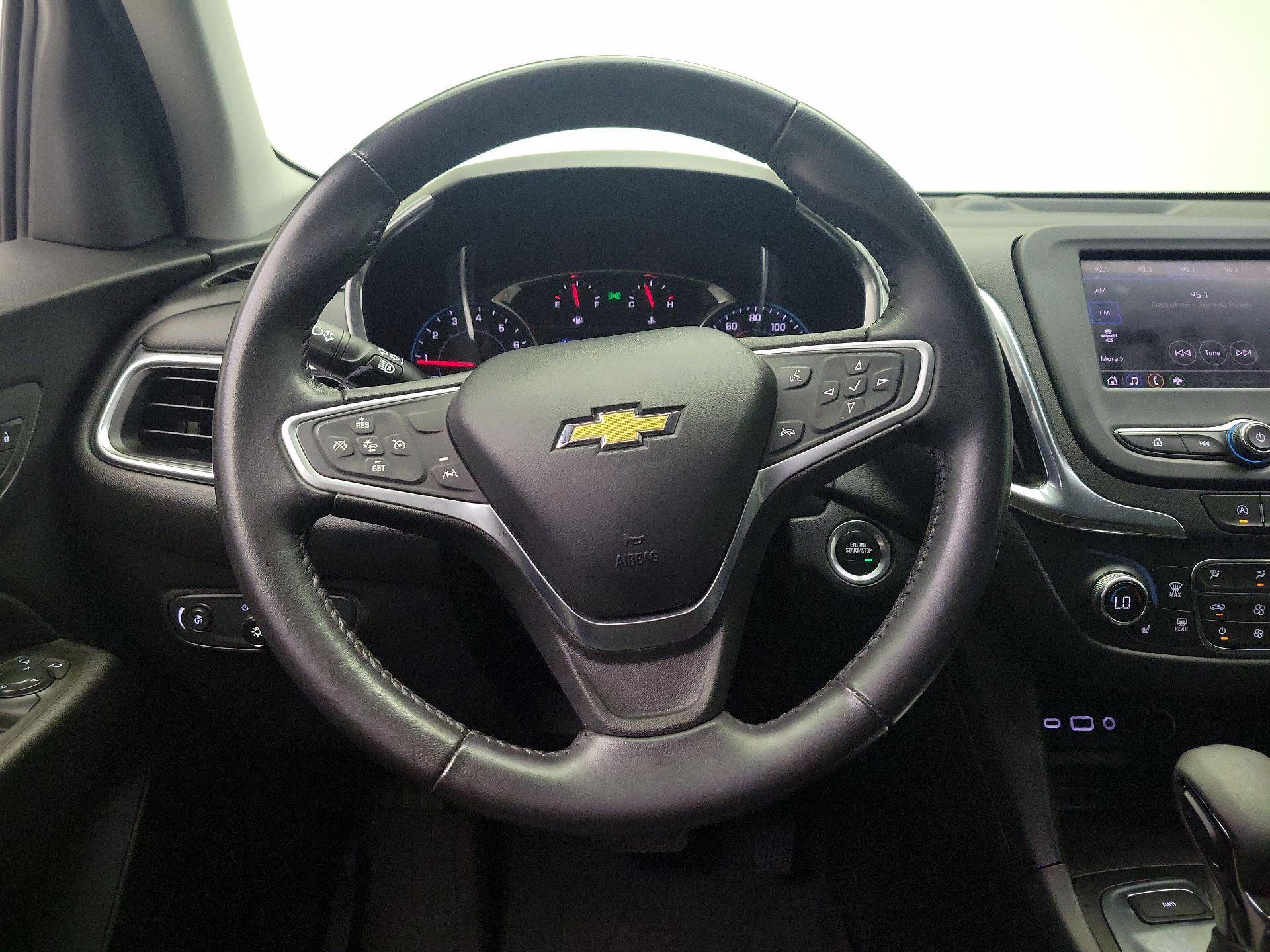 Thumbnail: 2022 Chevrolet Equinox - 10