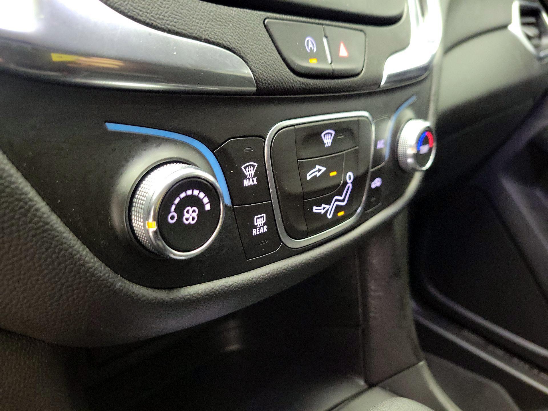 Thumbnail: 2023 Chevrolet Equinox - 16