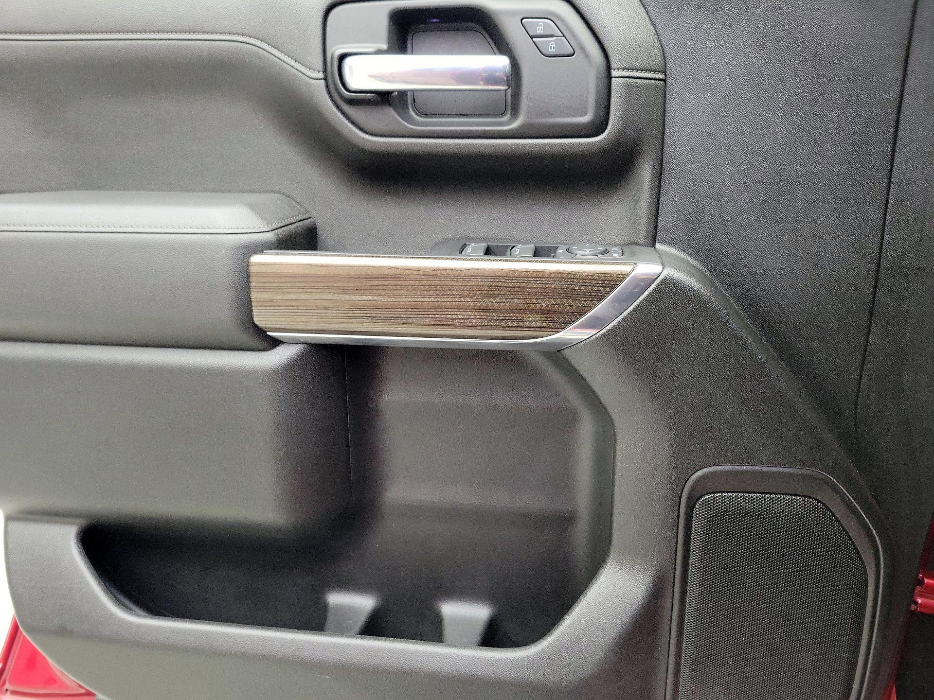 Thumbnail: 2021 Chevrolet Silverado 1500 - 12