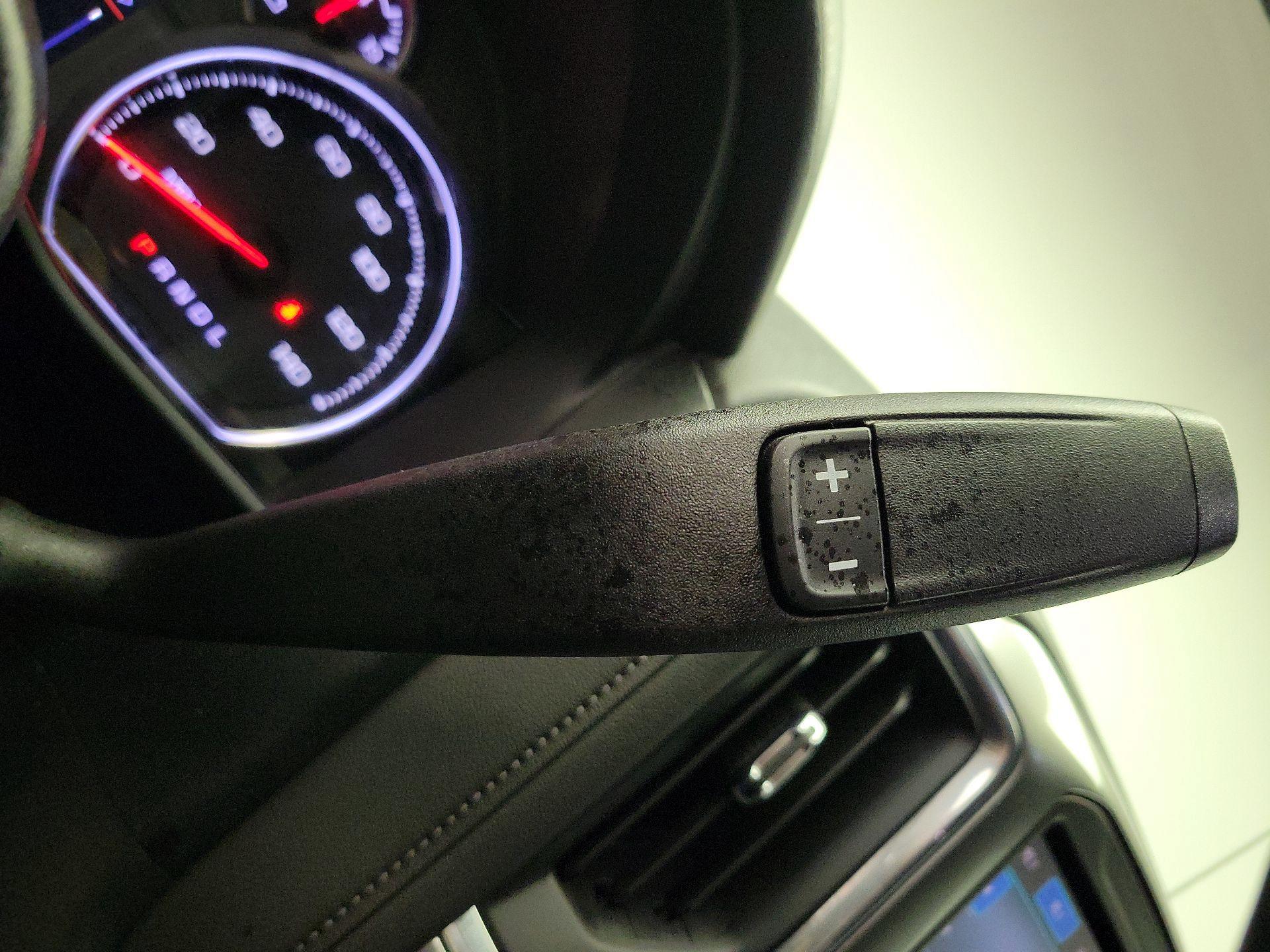 Thumbnail: 2021 Chevrolet Silverado 1500 - 16