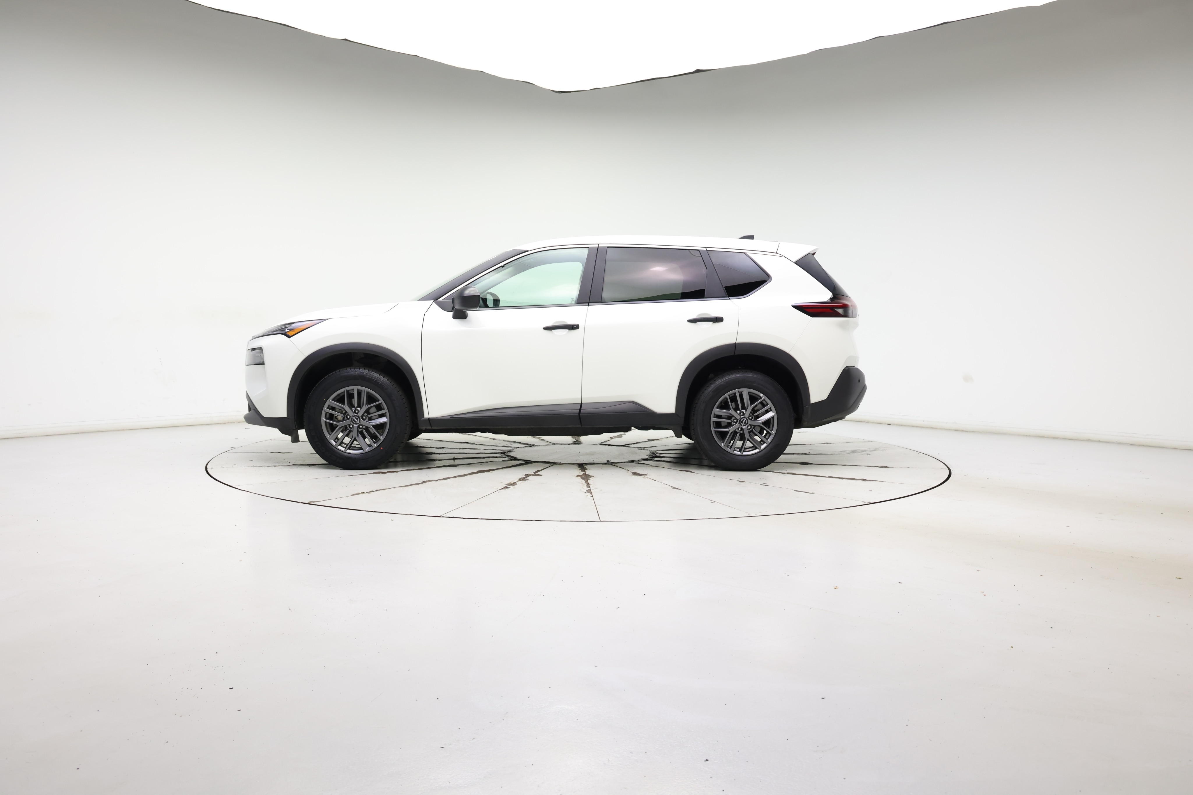 Thumbnail: 2023 Nissan Rogue - 3