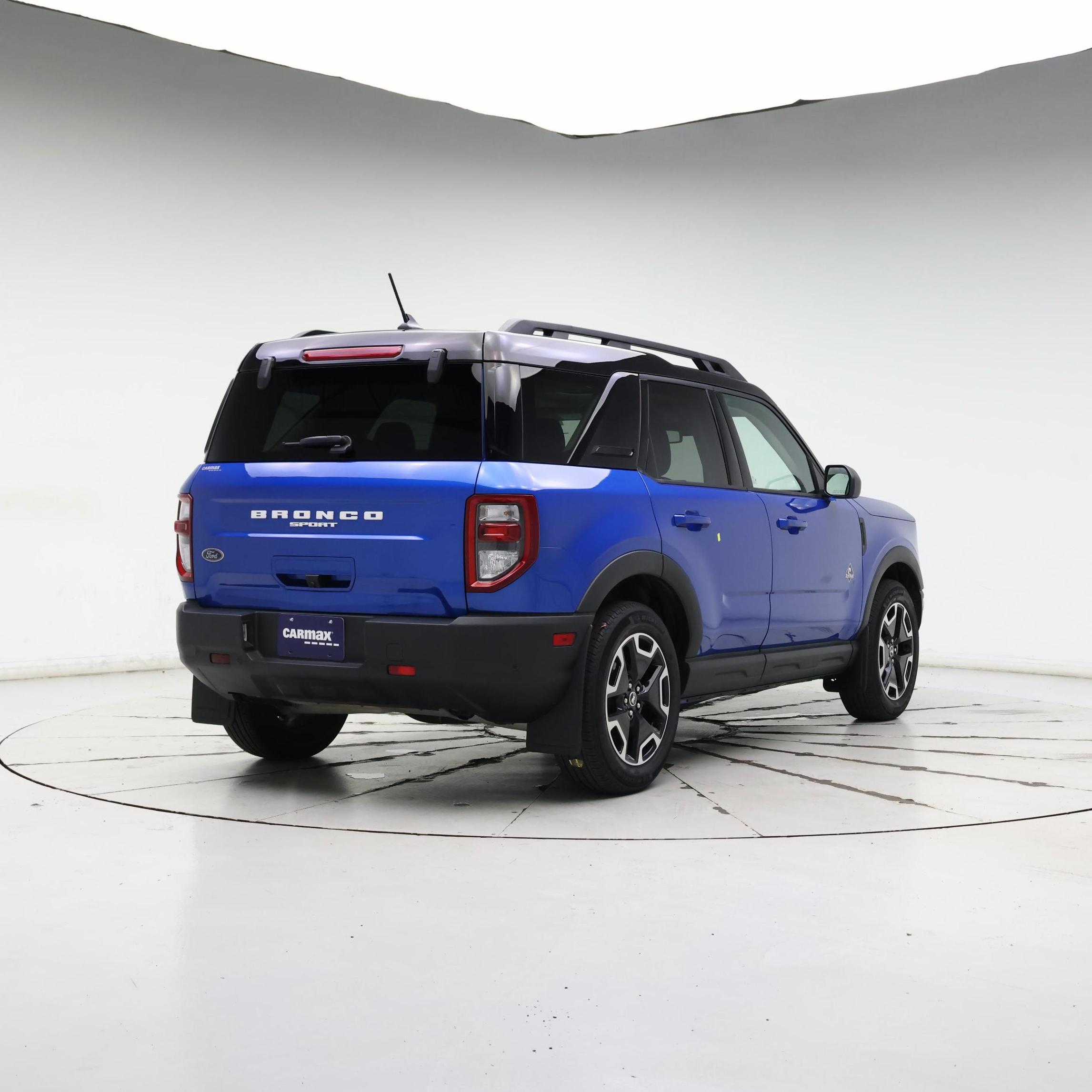 Thumbnail: 2022 Ford Bronco Sport - 8