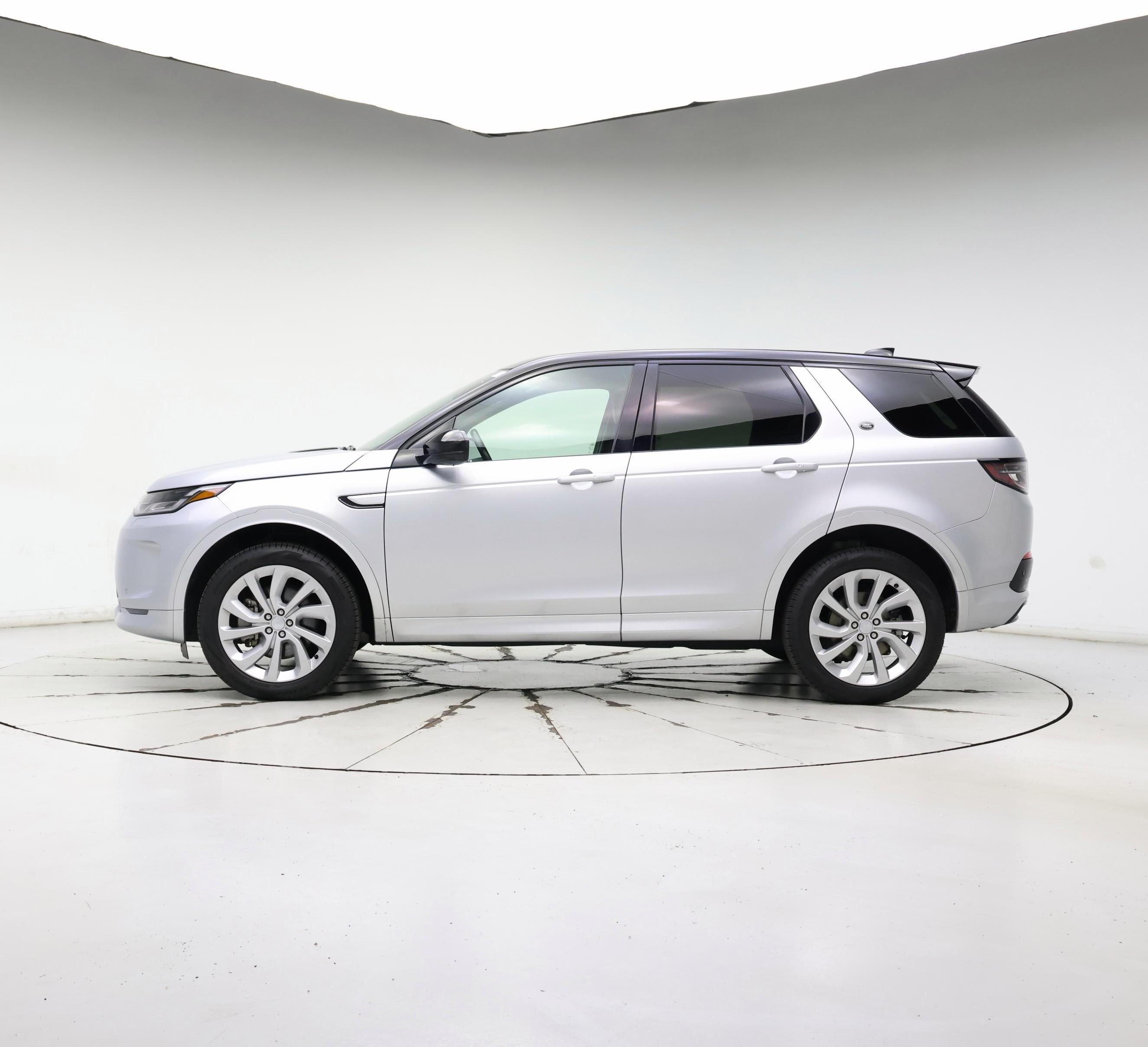 Thumbnail: 2022 Land Rover Discovery Sport - 3