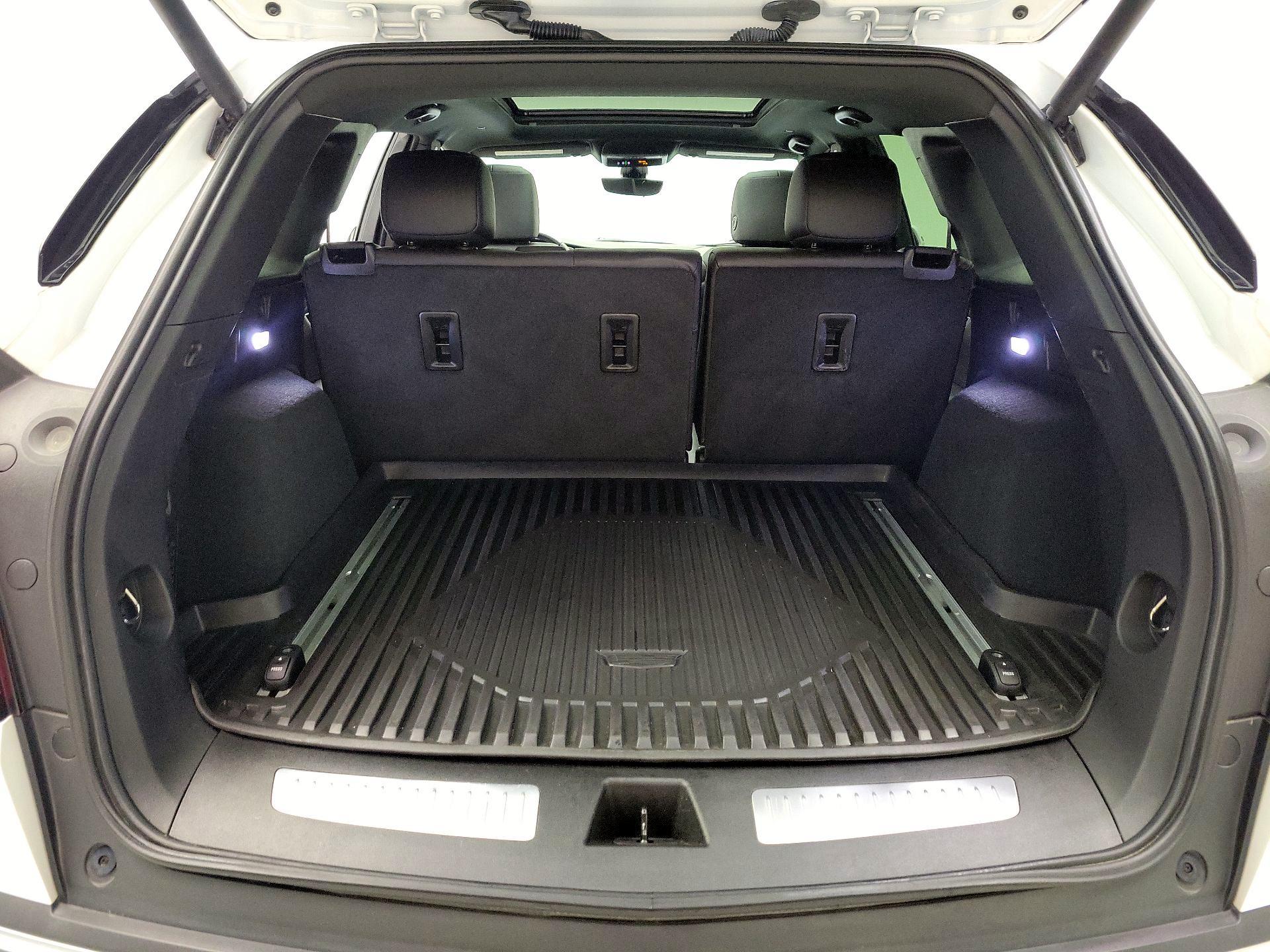 Thumbnail: 2020 Cadillac XT5 - 19