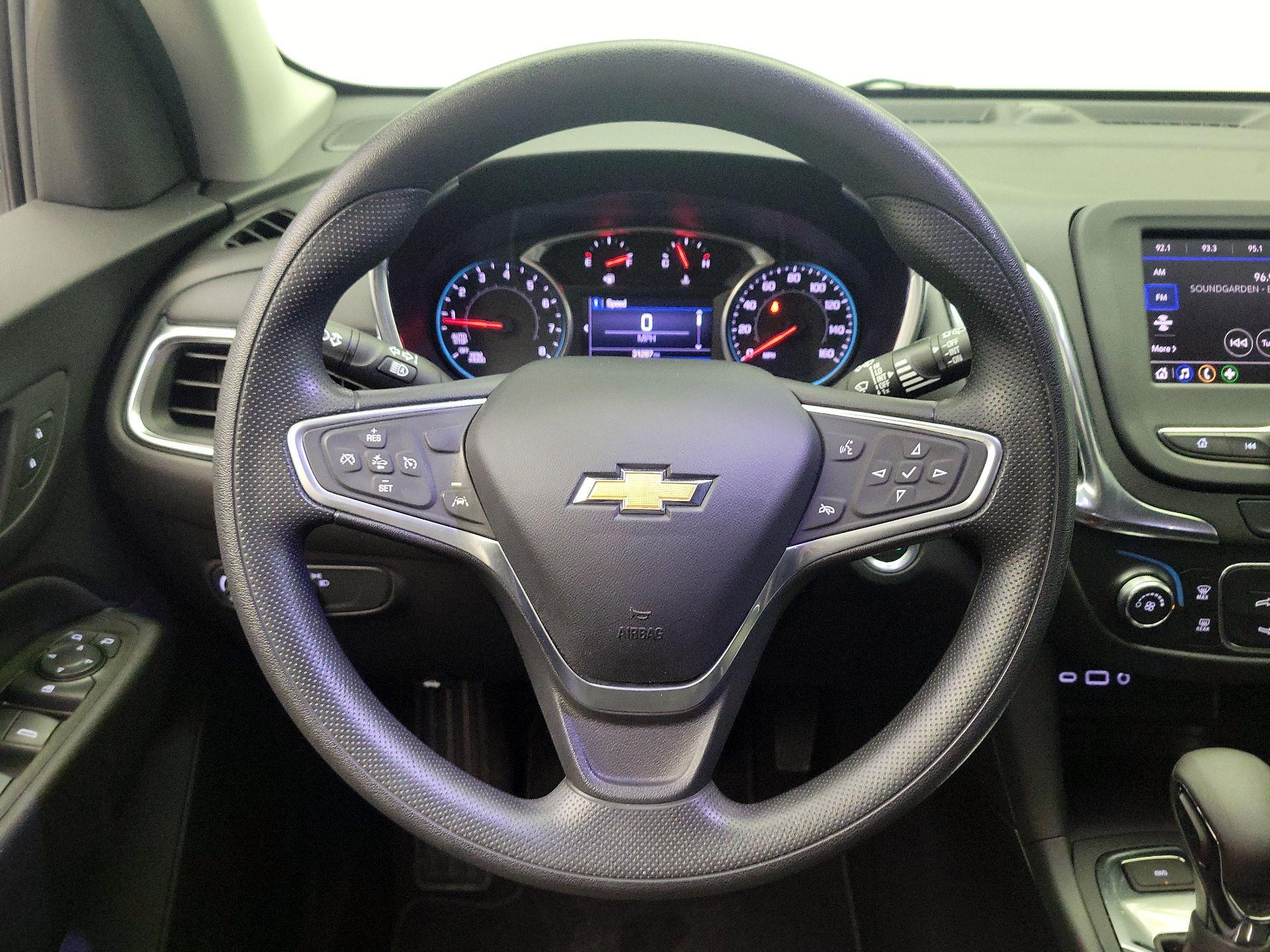 Thumbnail: 2022 Chevrolet Equinox - 10