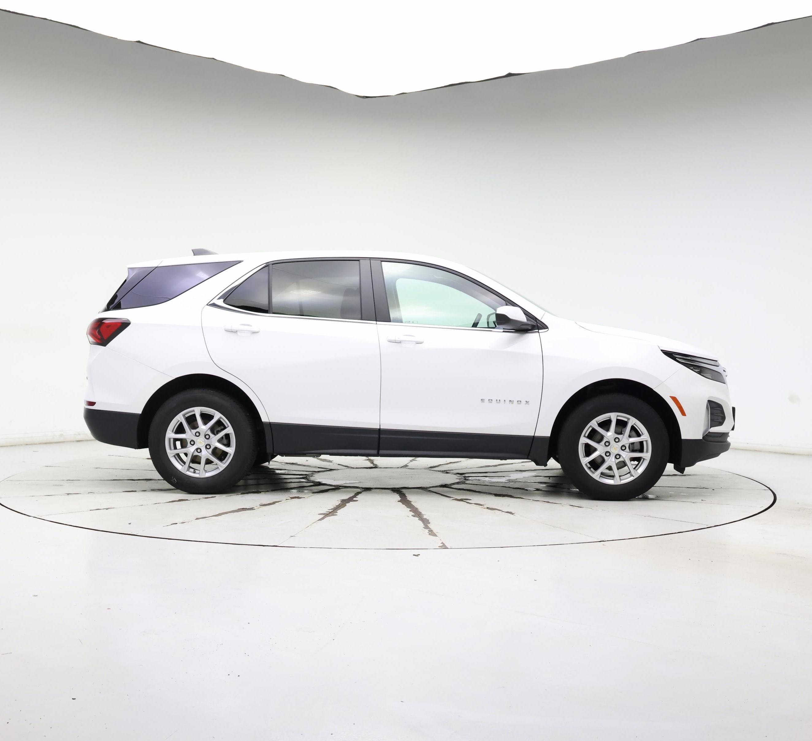 Thumbnail: 2022 Chevrolet Equinox - 7