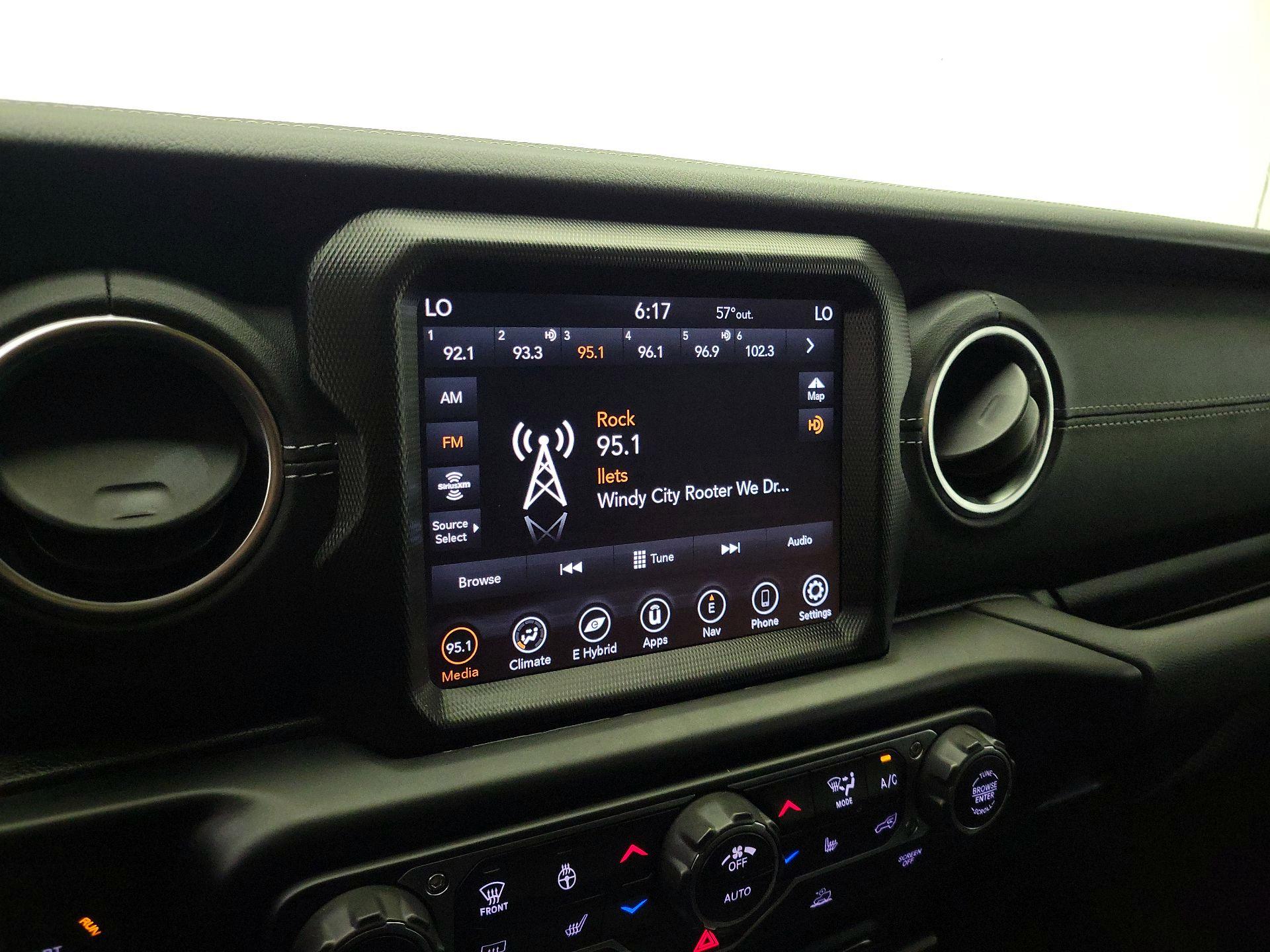 Thumbnail: 2021 Jeep Wrangler - 16