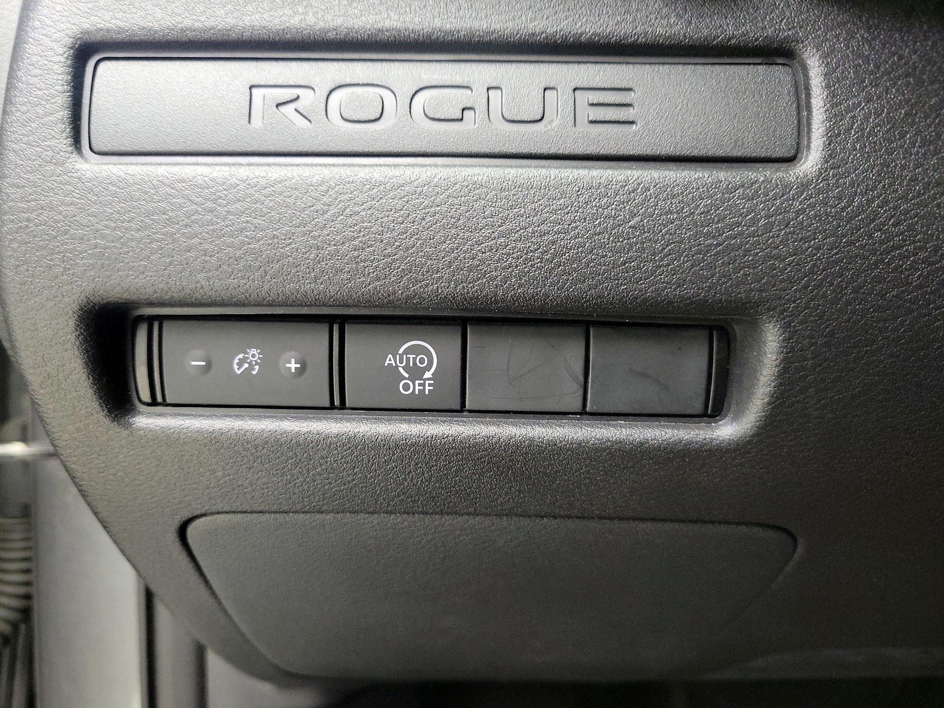 Thumbnail: 2023 Nissan Rogue - 13