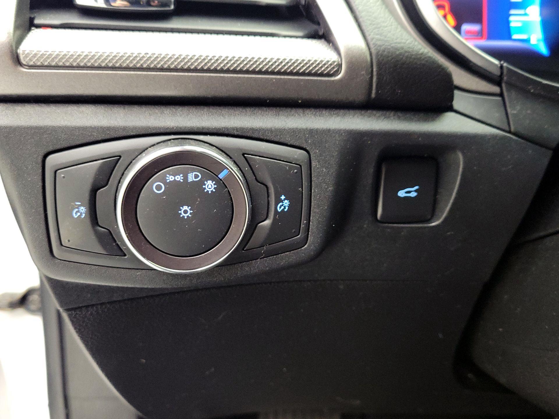 Thumbnail: 2020 Ford Fusion - 13