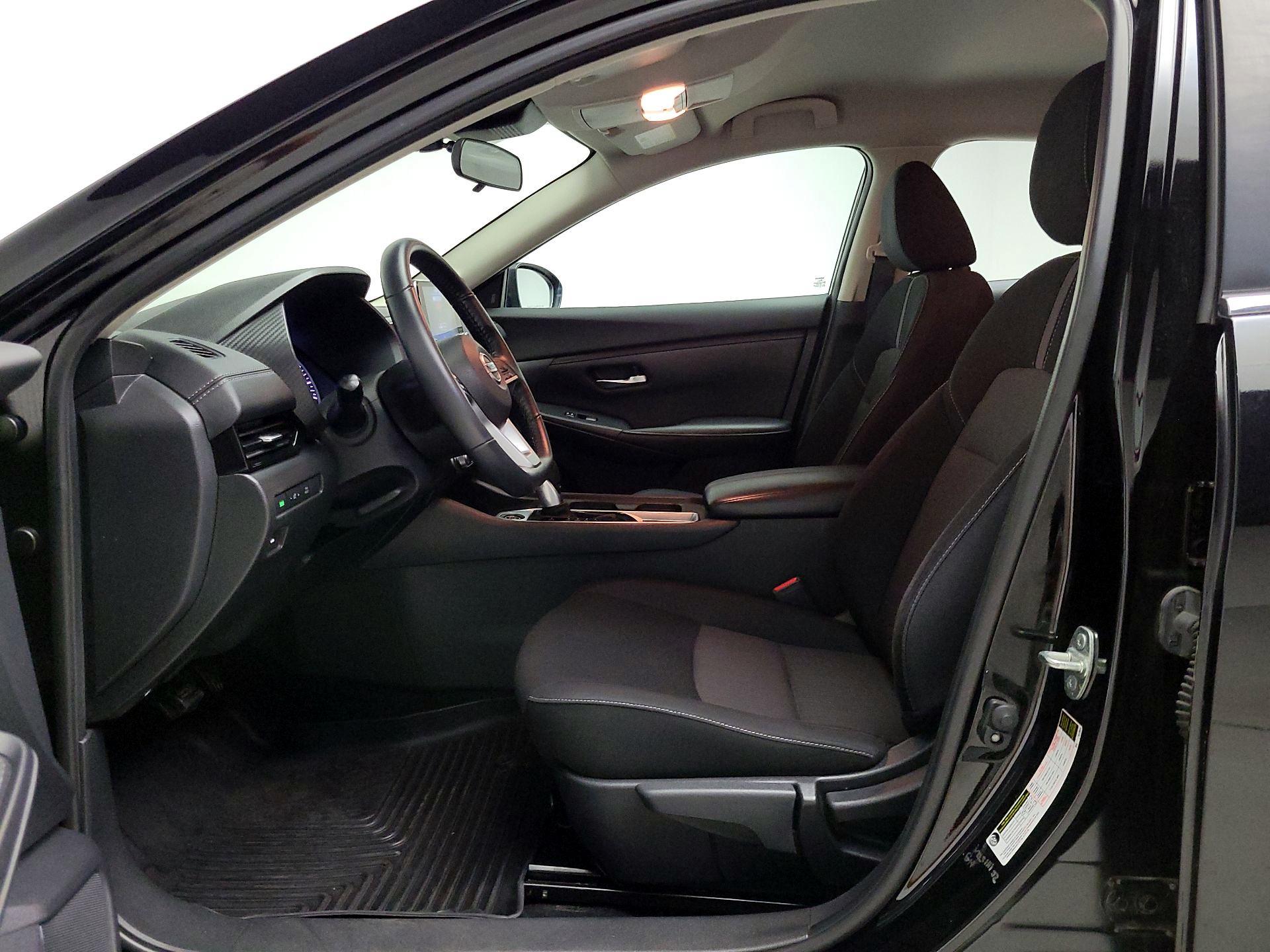 Thumbnail: 2021 Nissan Sentra - 11