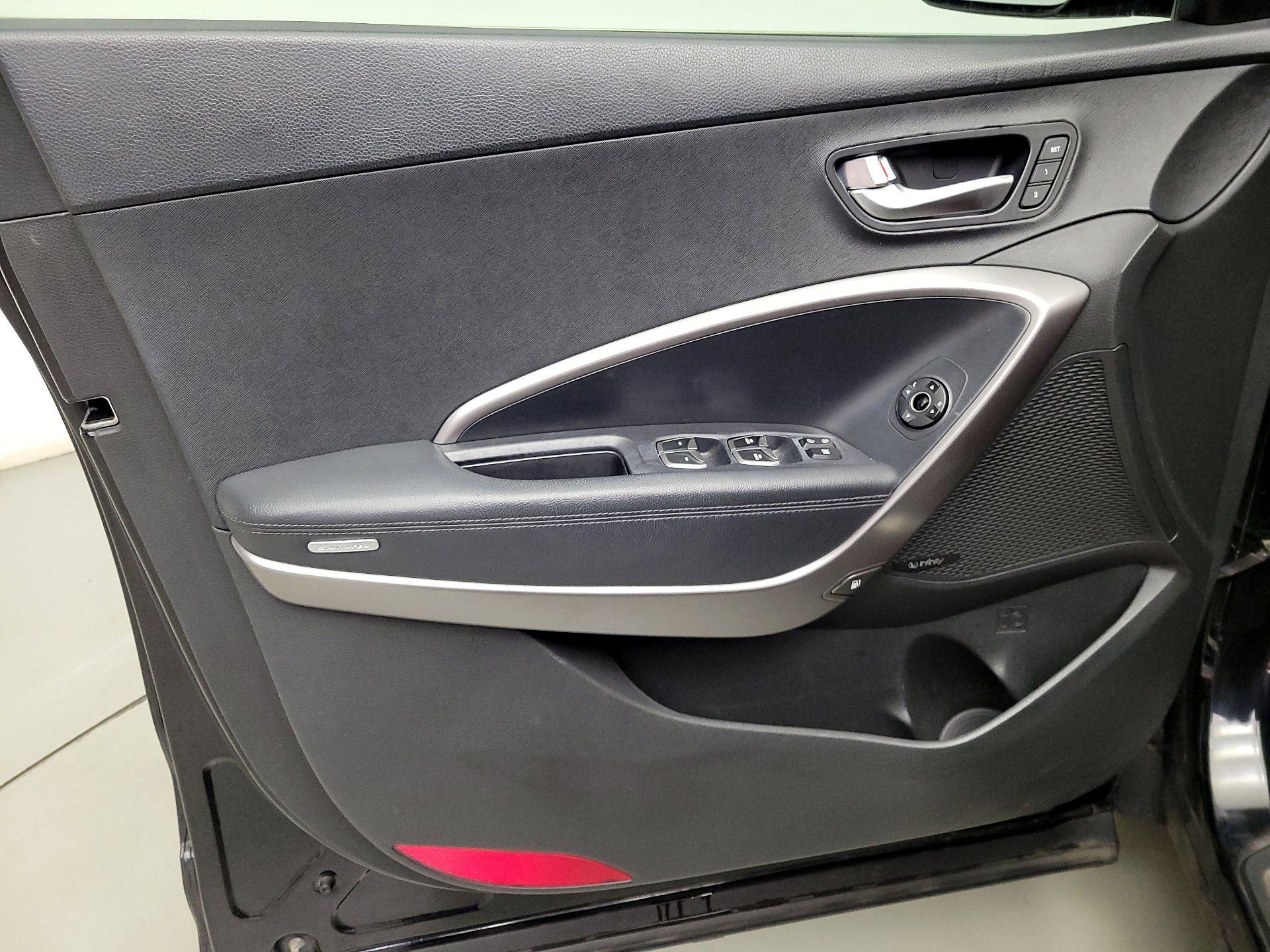 Thumbnail: 2015 Hyundai Santa Fe - 12