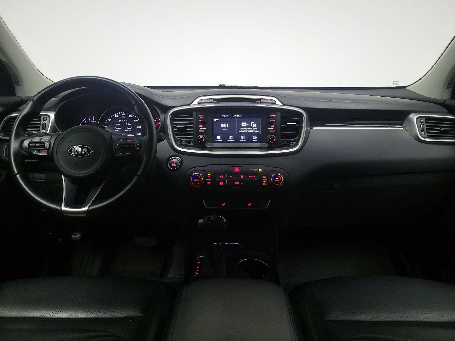 Thumbnail: 2017 Kia Sorento - 9