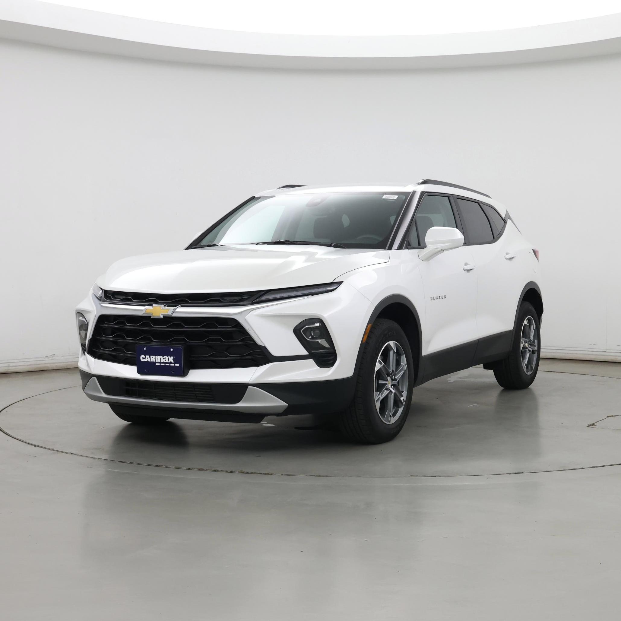 Thumbnail: 2023 Chevrolet Blazer - 4