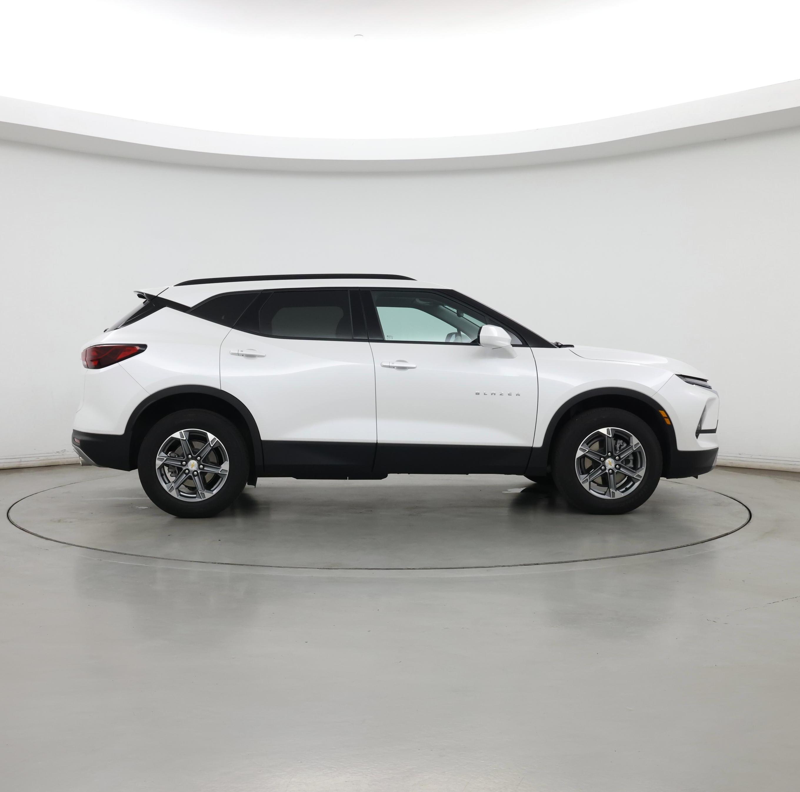 Thumbnail: 2023 Chevrolet Blazer - 7