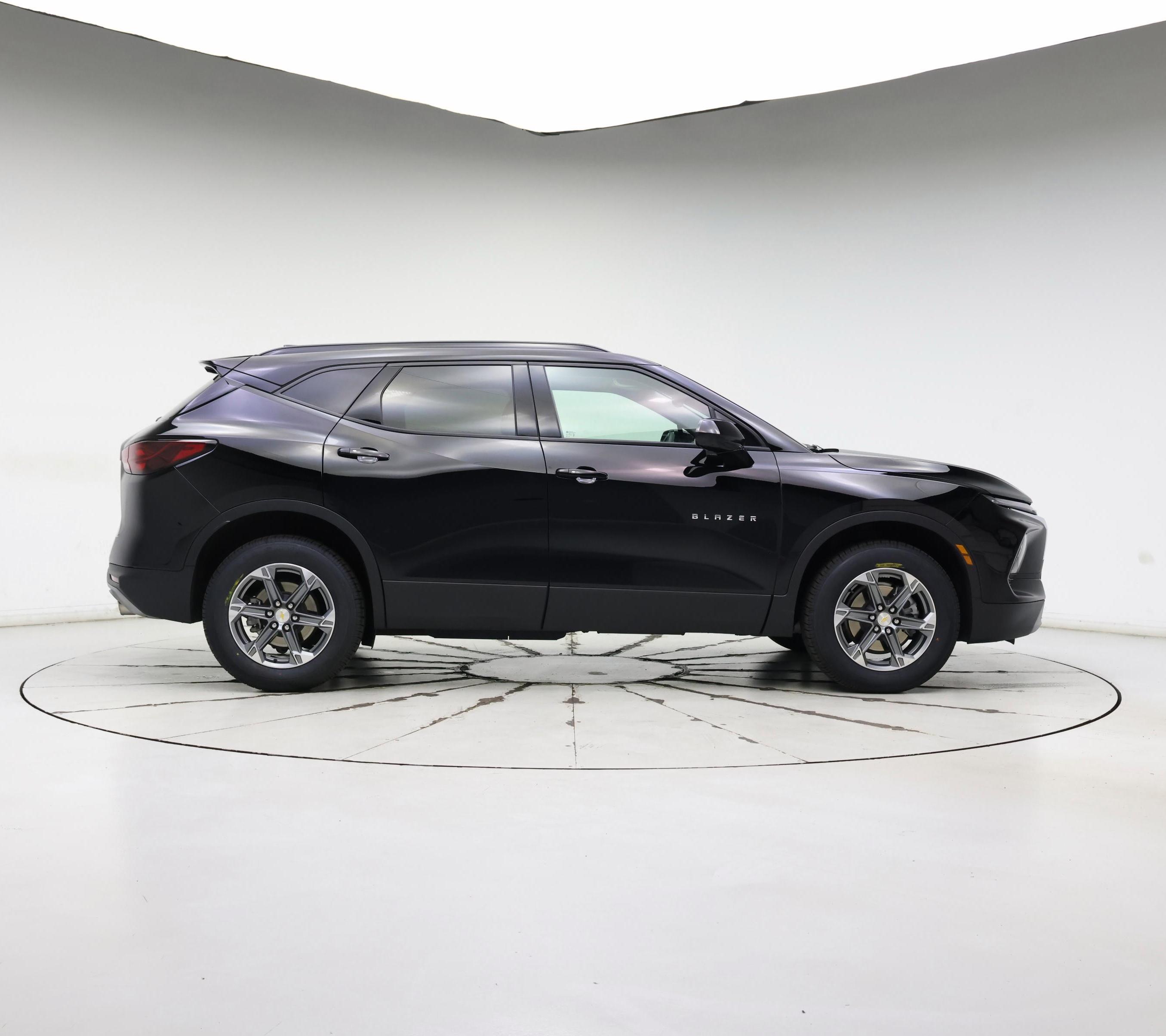 Thumbnail: 2023 Chevrolet Blazer - 7