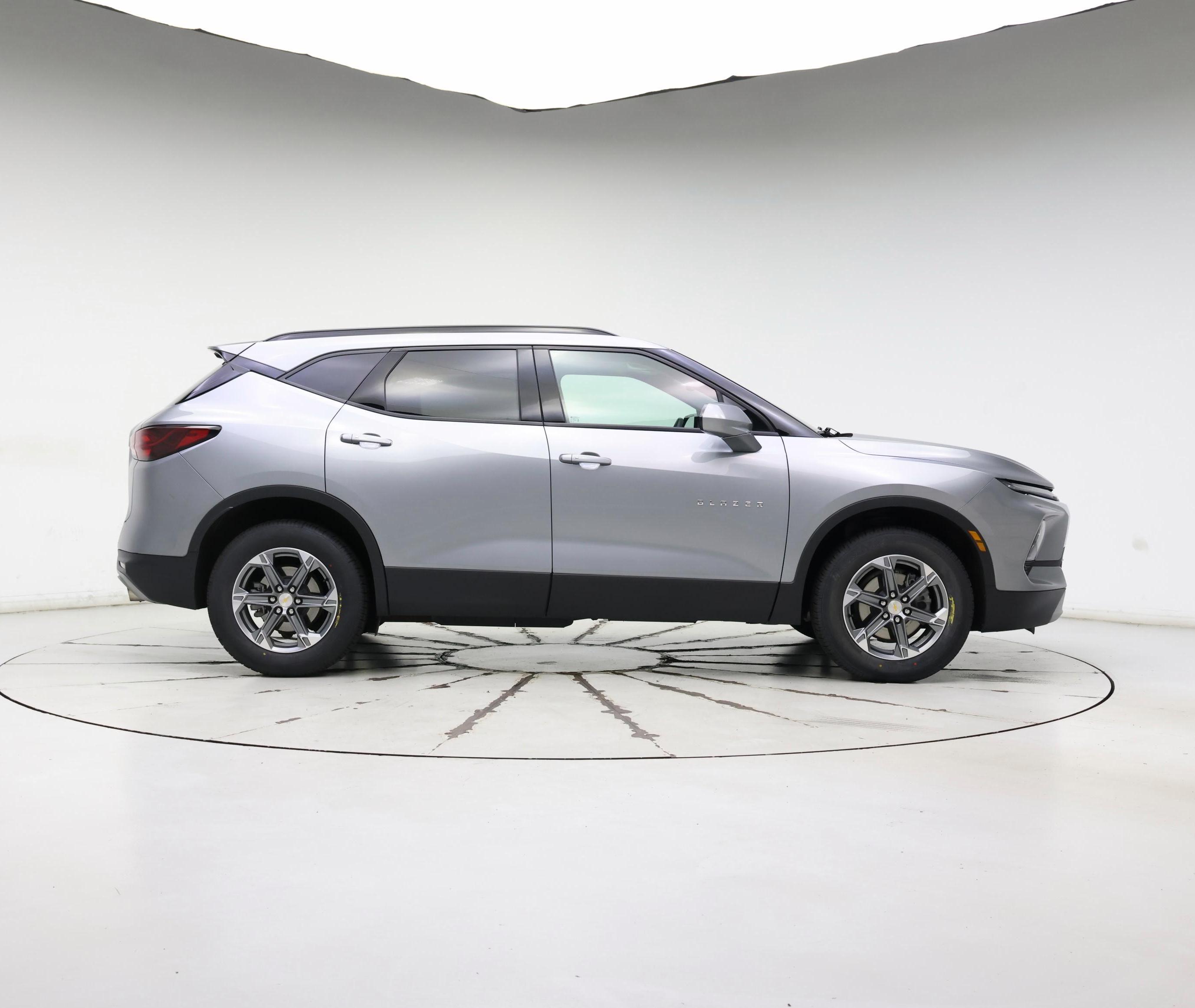 Thumbnail: 2023 Chevrolet Blazer - 7
