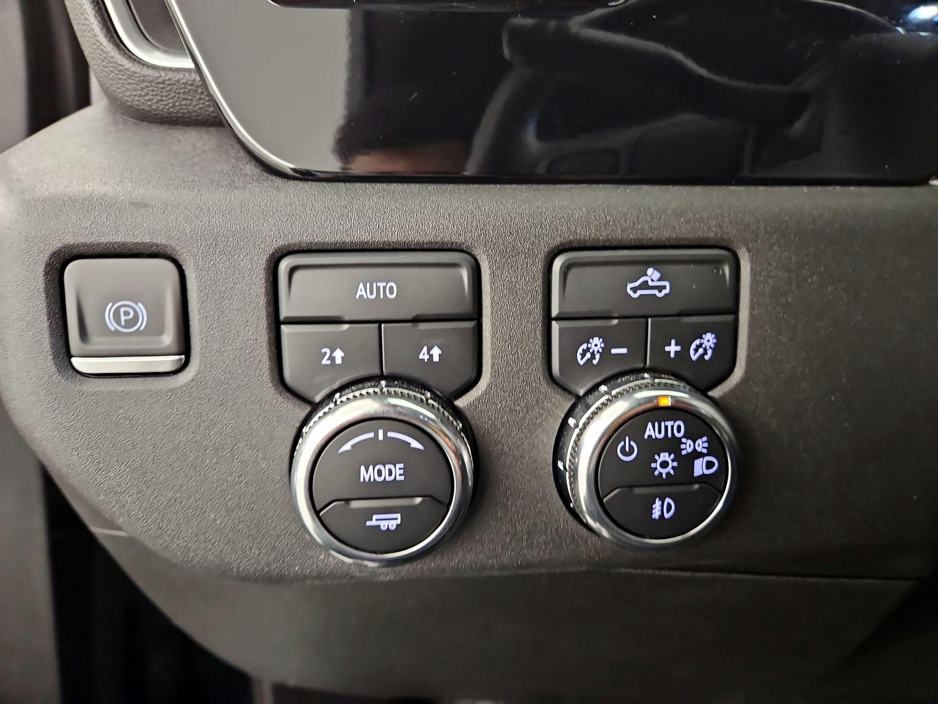 Thumbnail: 2023 GMC Sierra 1500 - 13