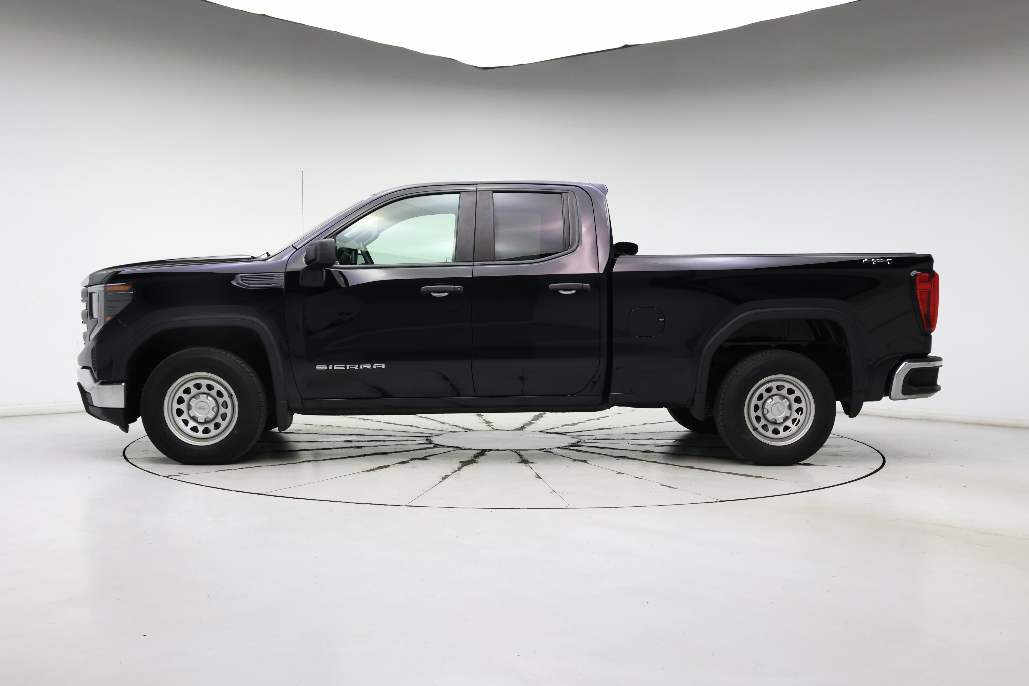 Thumbnail: 2022 GMC Sierra 1500 - 3
