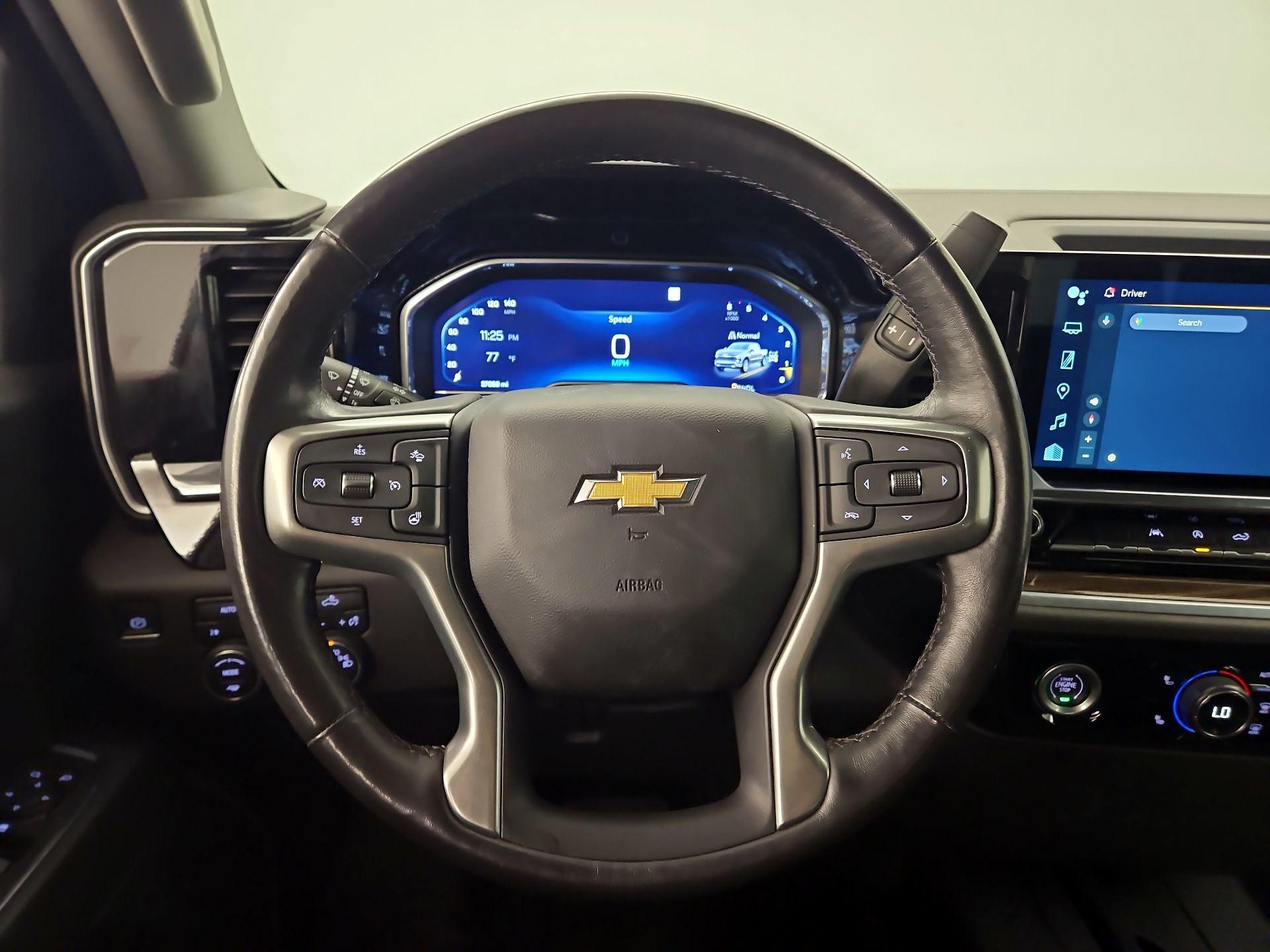 Thumbnail: 2022 Chevrolet Silverado 1500 - 10
