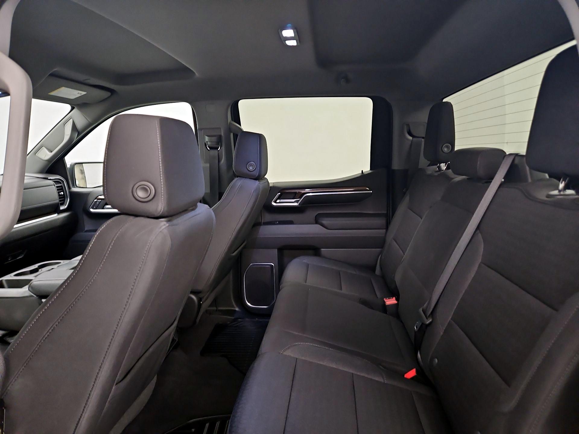 Thumbnail: 2022 Chevrolet Silverado 1500 - 19