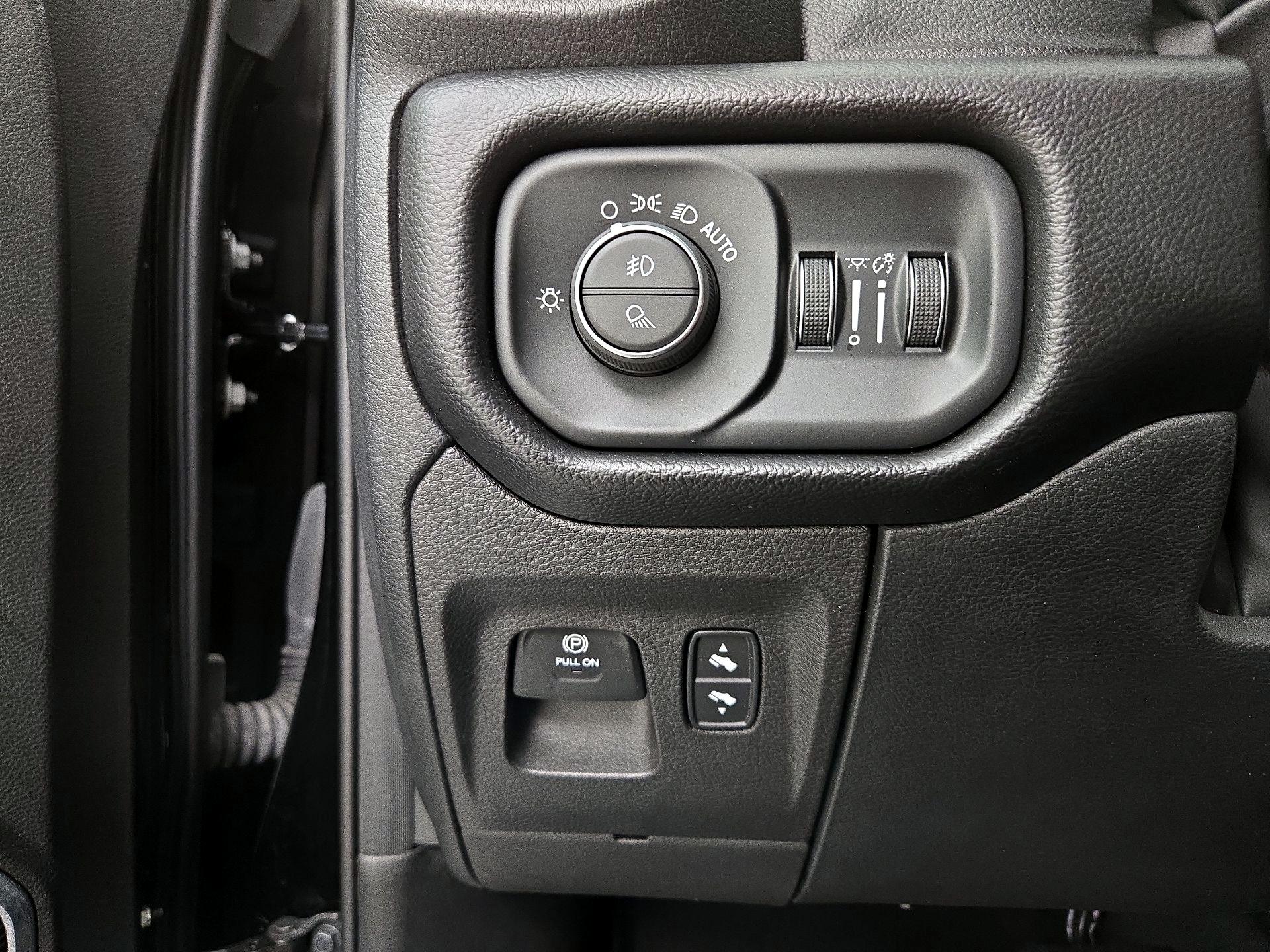 Thumbnail: 2022 RAM 1500 - 13