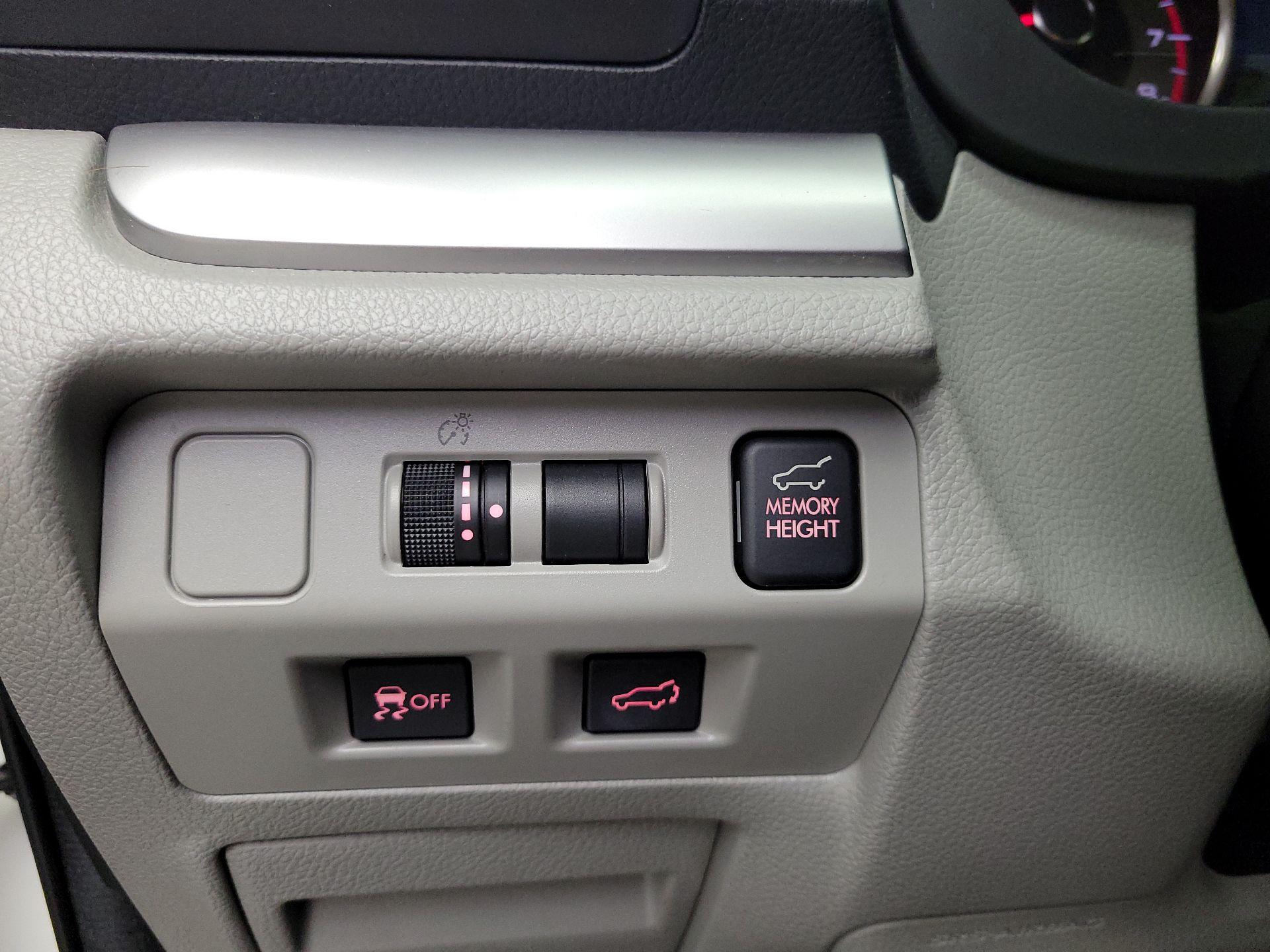 Thumbnail: 2016 Subaru Forester - 13