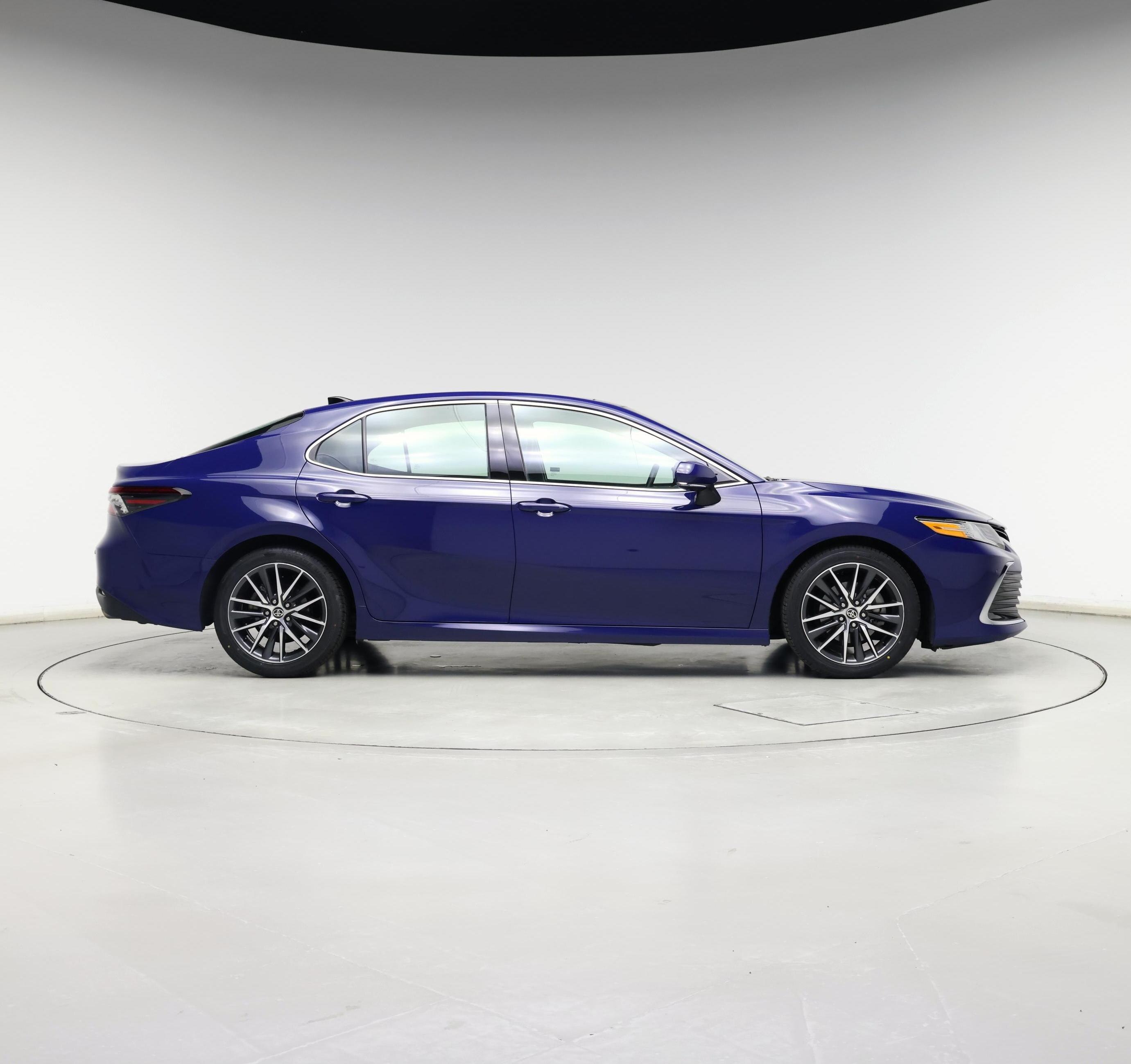 Thumbnail: 2023 Toyota Camry - 7