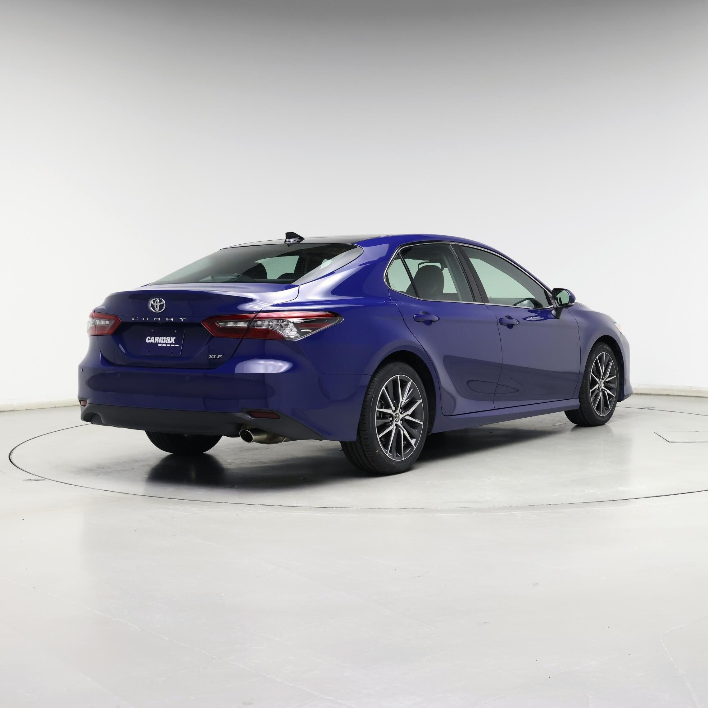Thumbnail: 2023 Toyota Camry - 8