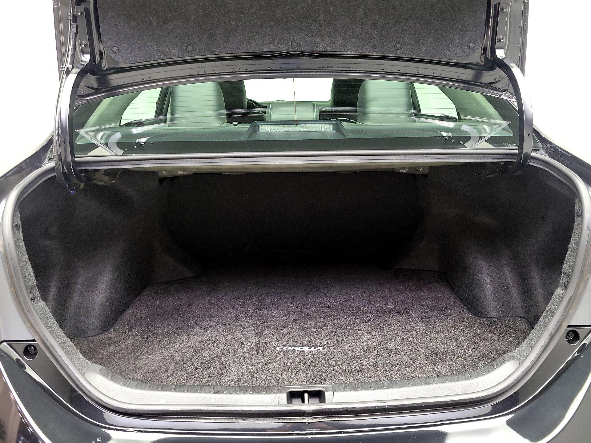 Thumbnail: 2015 Toyota Corolla - 20