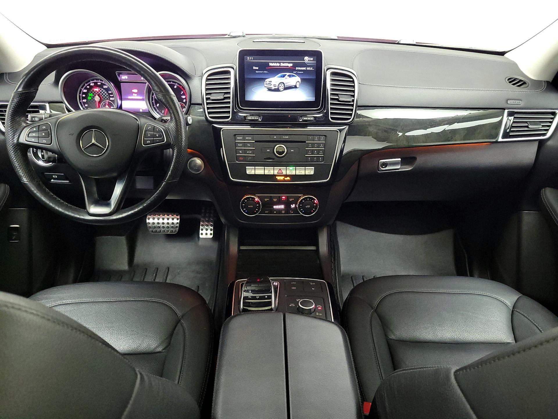 Thumbnail: 2016 Mercedes-Benz GLE - 9