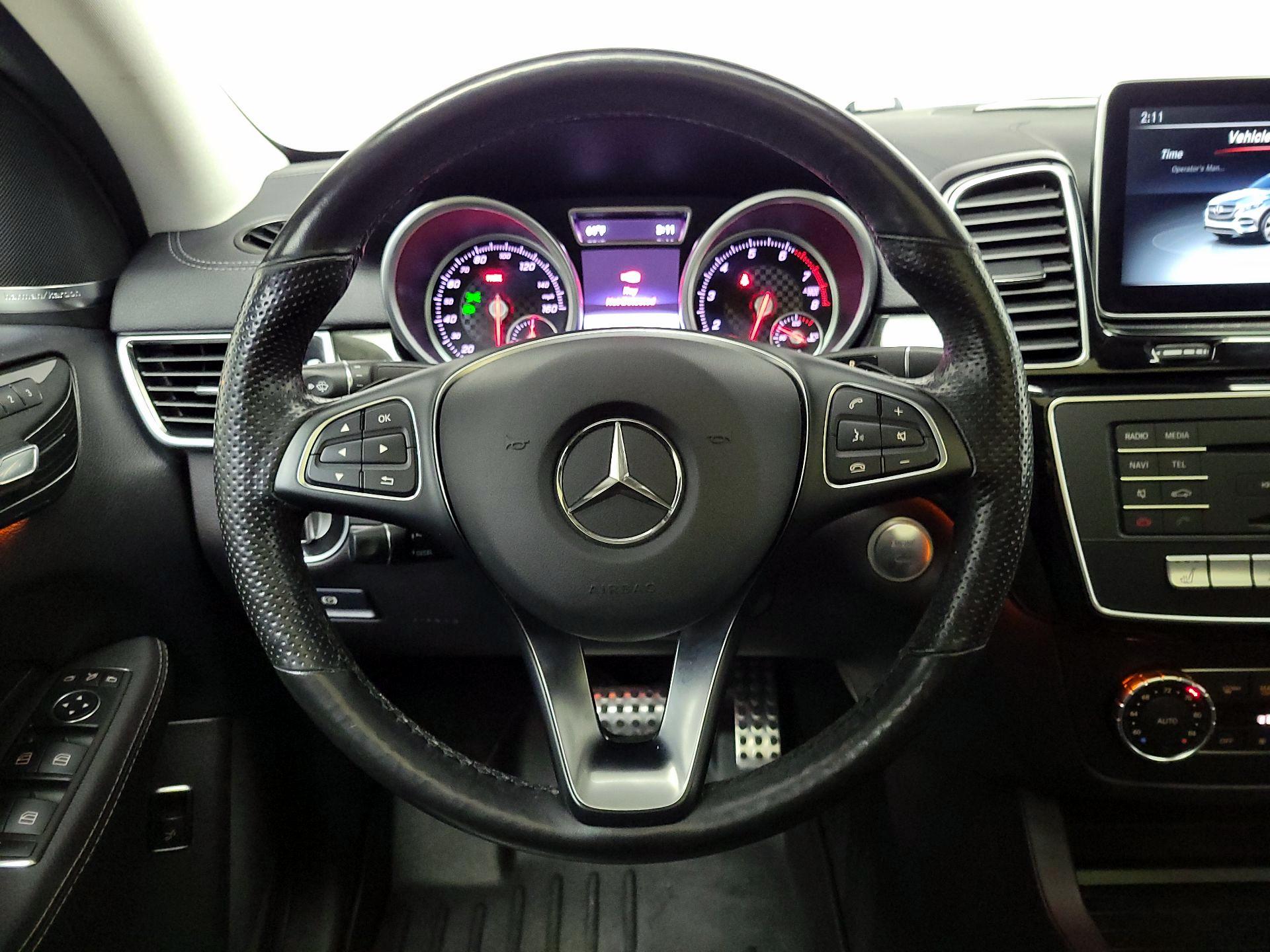 Thumbnail: 2016 Mercedes-Benz GLE - 10