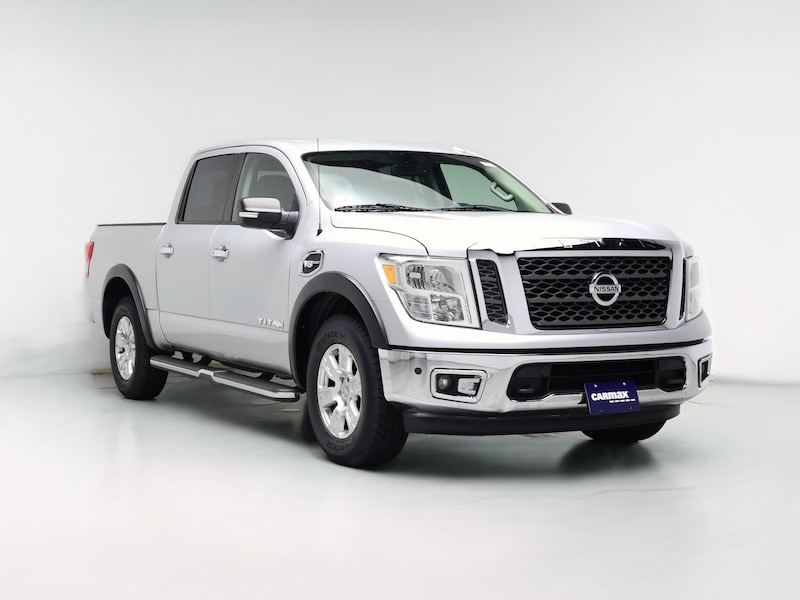 2017 Nissan Titan SV -
                  Schaumburg, IL