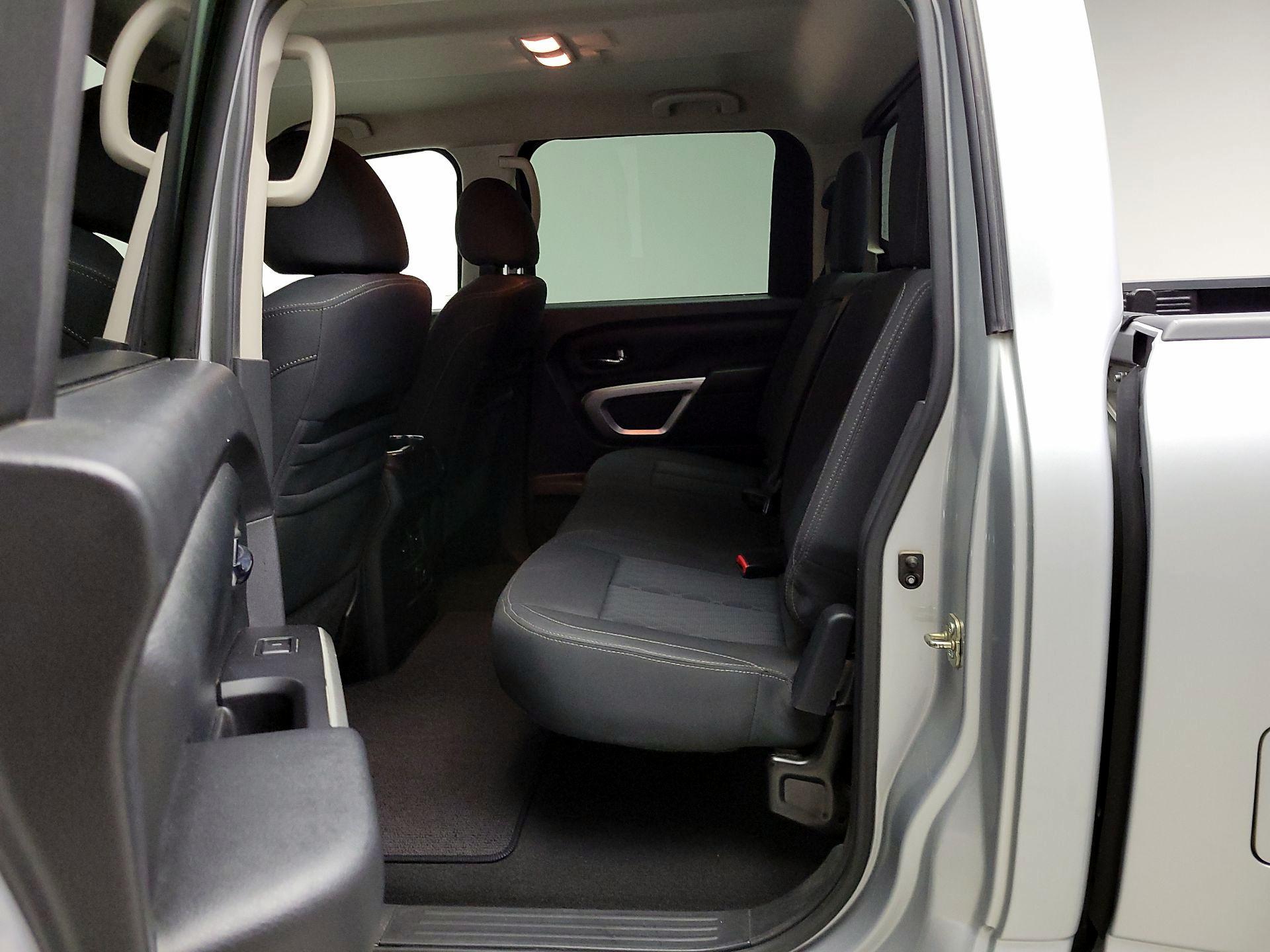 Thumbnail: 2017 Nissan Titan - 20