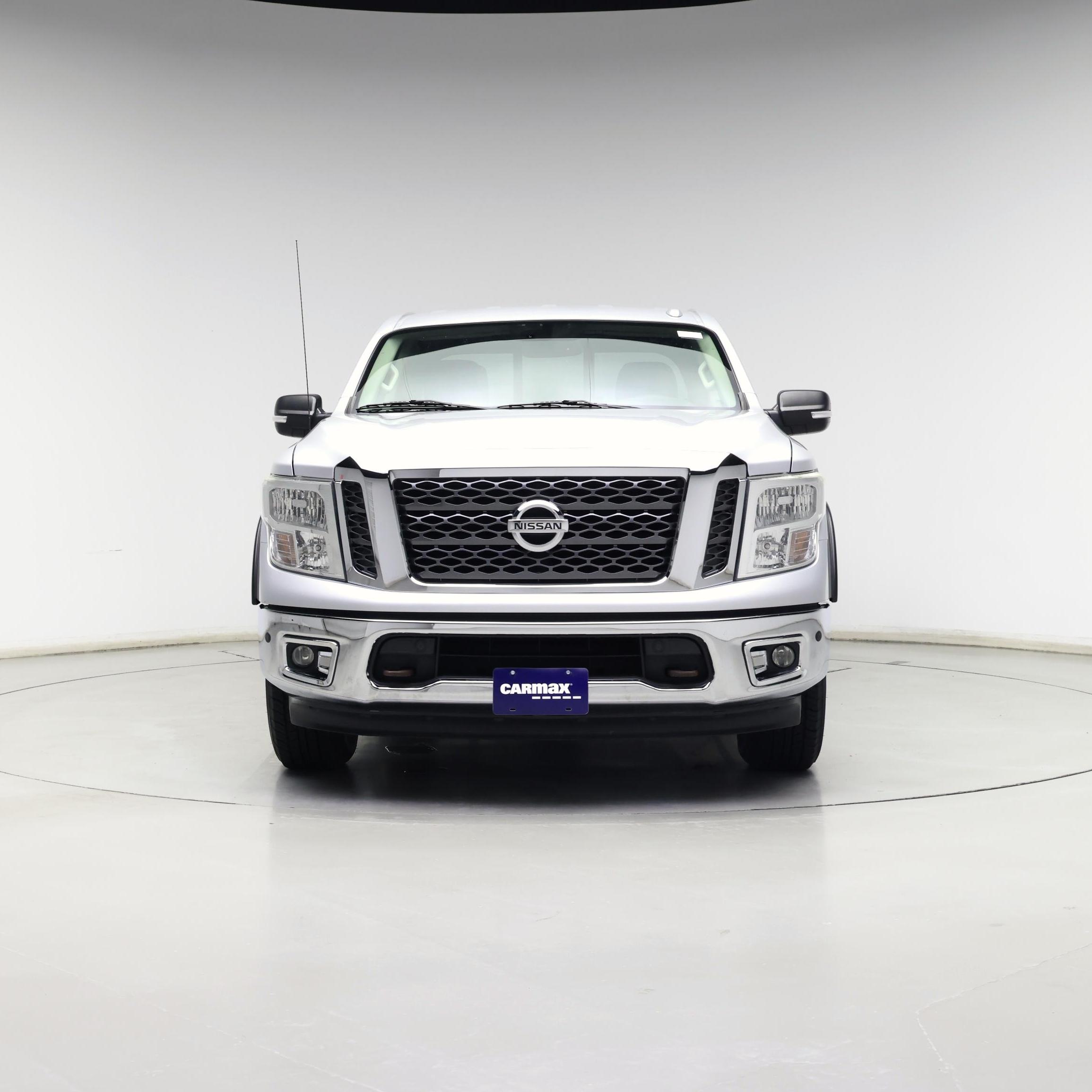 Thumbnail: 2017 Nissan Titan - 5