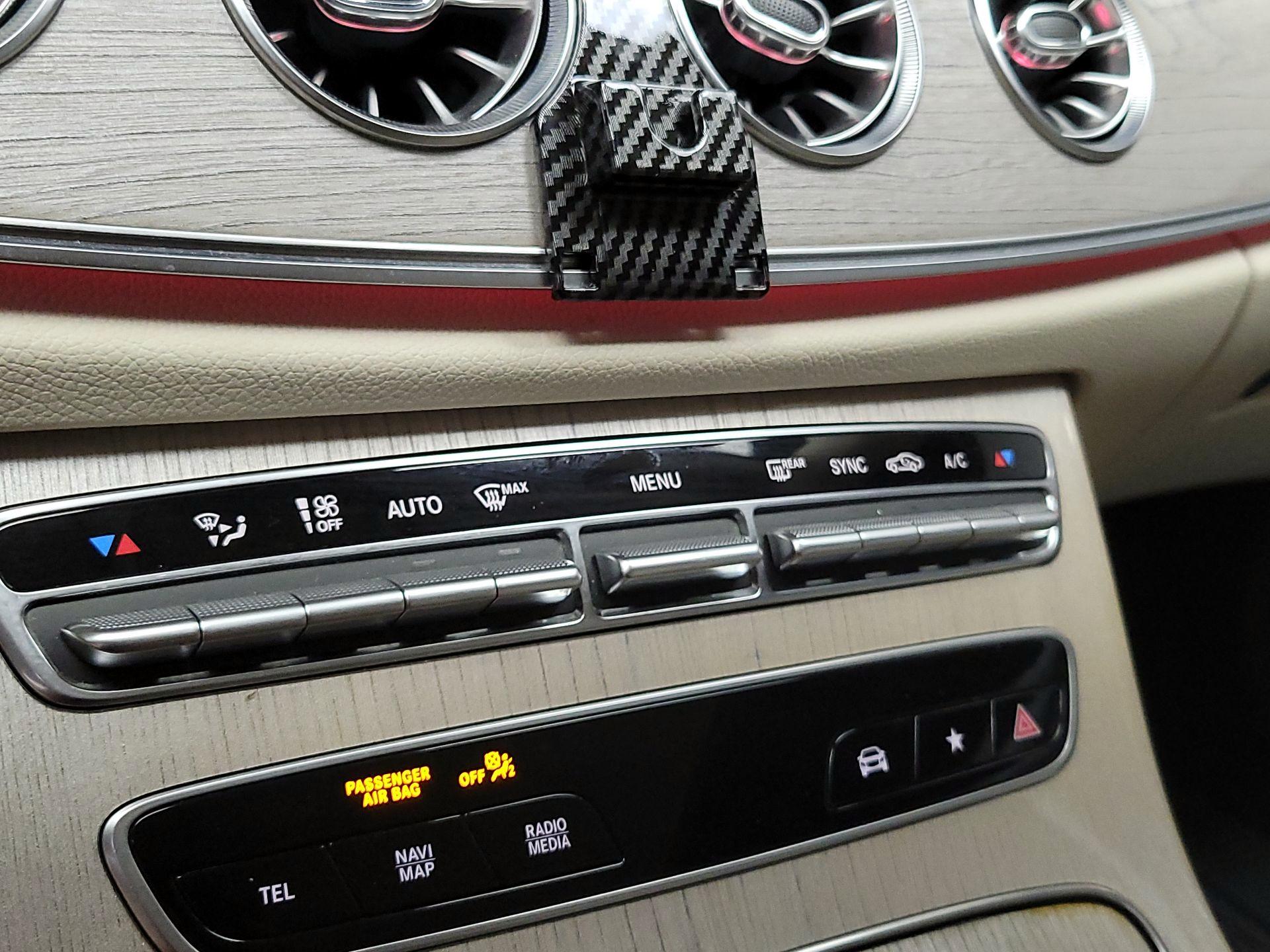 Thumbnail: 2021 Mercedes-Benz E-Class - 17
